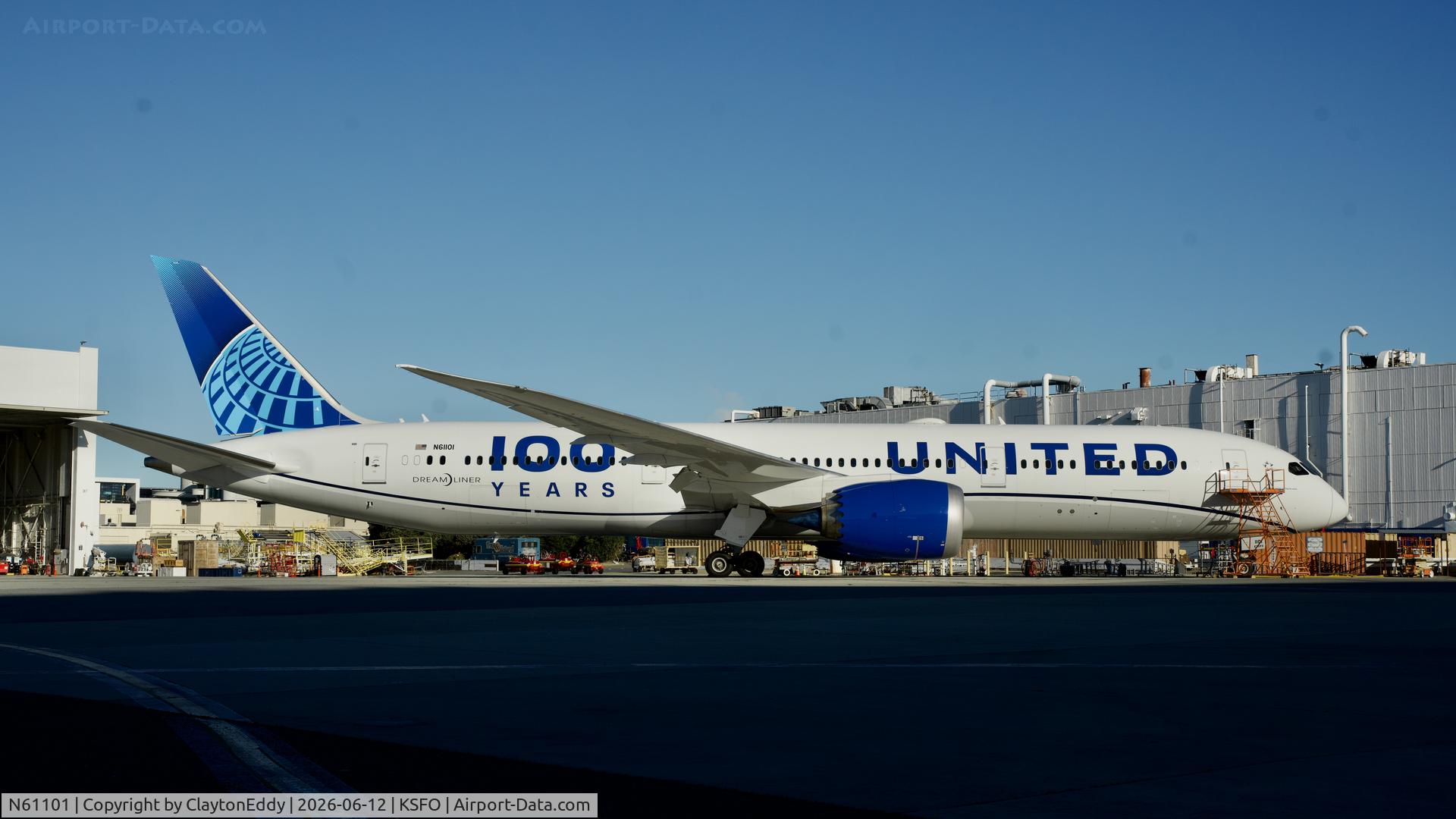 N61101, 2025 Boeing 787-9 Dreamliner Dreamliner, c/n 68647 l/n 1267, SFO 2026  