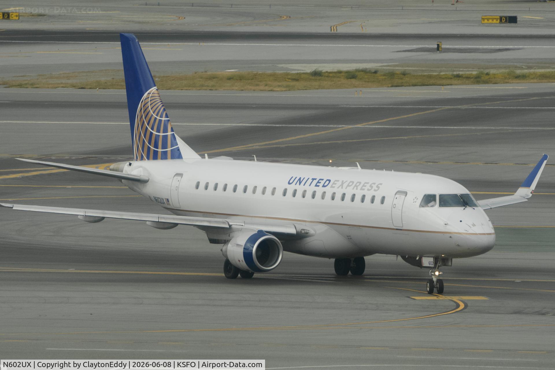 N602UX, 2019 Embraer ERJ-175LL (ERJ-170-200LL), c/n 17000795, Sky Terrace SFO 2026. 