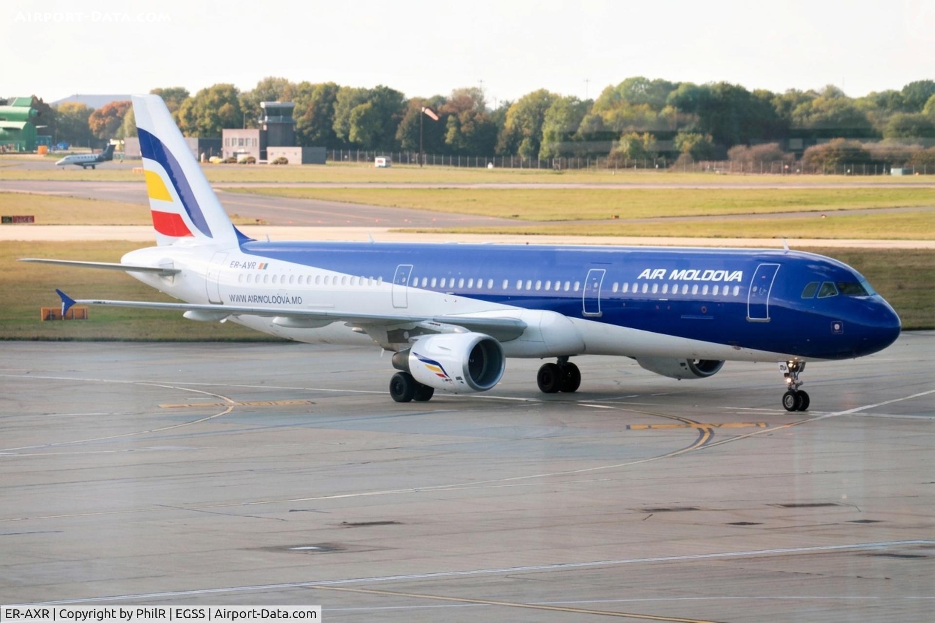 ER-AXR, 1998 Airbus A321-211, c/n 808, ER-AXR 1998 A321-200 Air Moldova Stansted 22.10.19 (1).JPG
