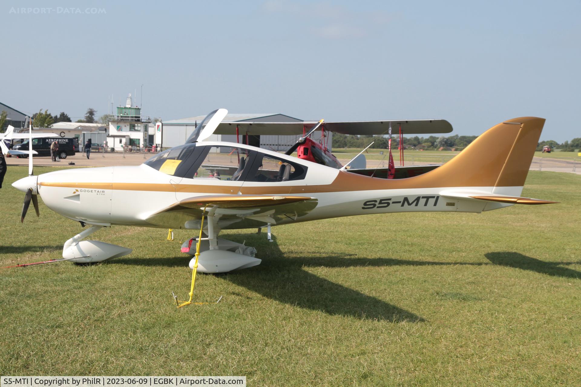 S5-MTI, Gogetair G750, c/n ONE004, S5-MTI Gogetair G750 Concept 2 One AeroExpo Sywell
