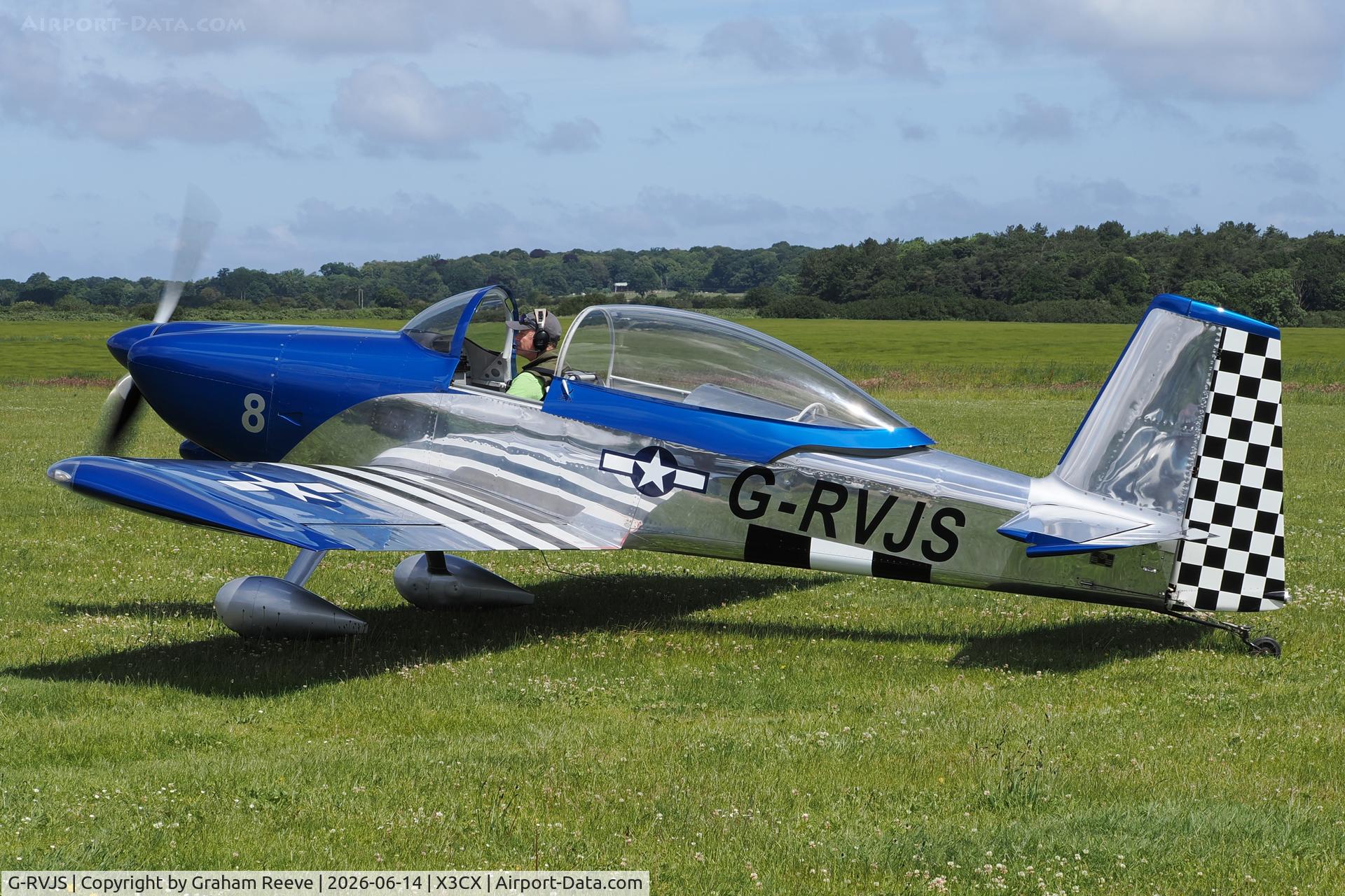 G-RVJS, 2010 Vans RV-8, c/n 82237, Just landed at Northrepps.