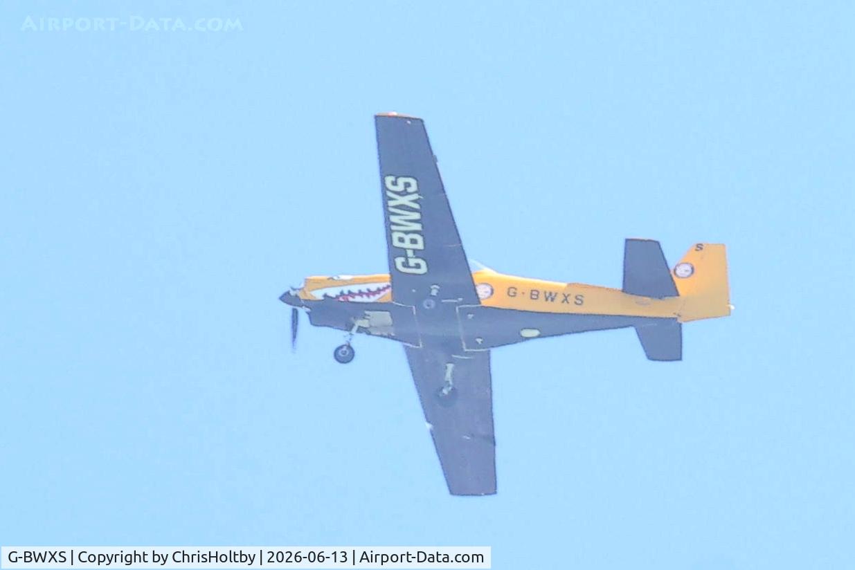 G-BWXS, 1997 Slingsby T-67M-260 Firefly, c/n 2253, Over Climping Beach, West Sussex