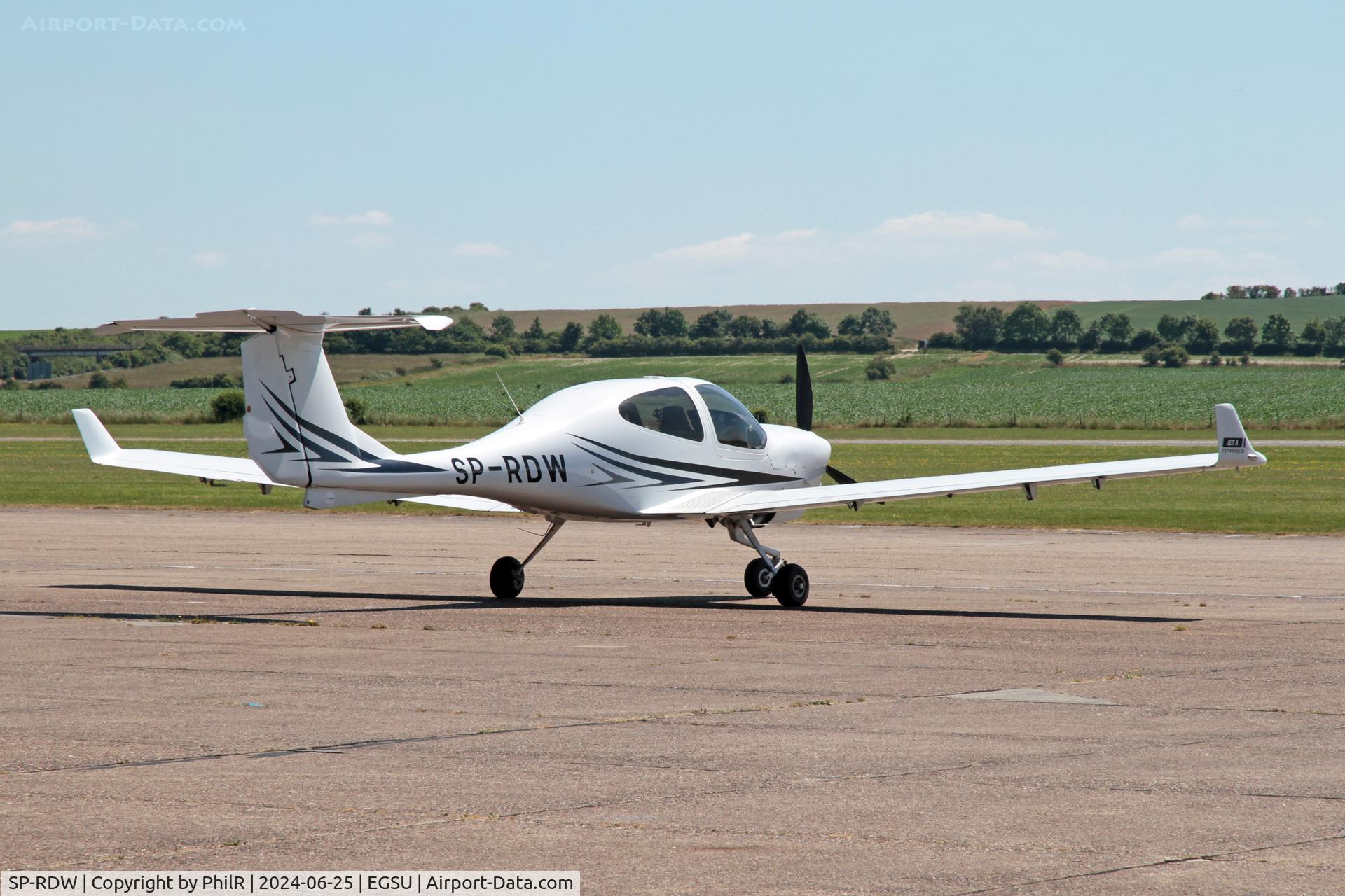 SP-RDW, 2008 Raytheon 390 Premier 1A, c/n RB-233, SP-RDW Diamond DA 40 NG Star Duxford 
