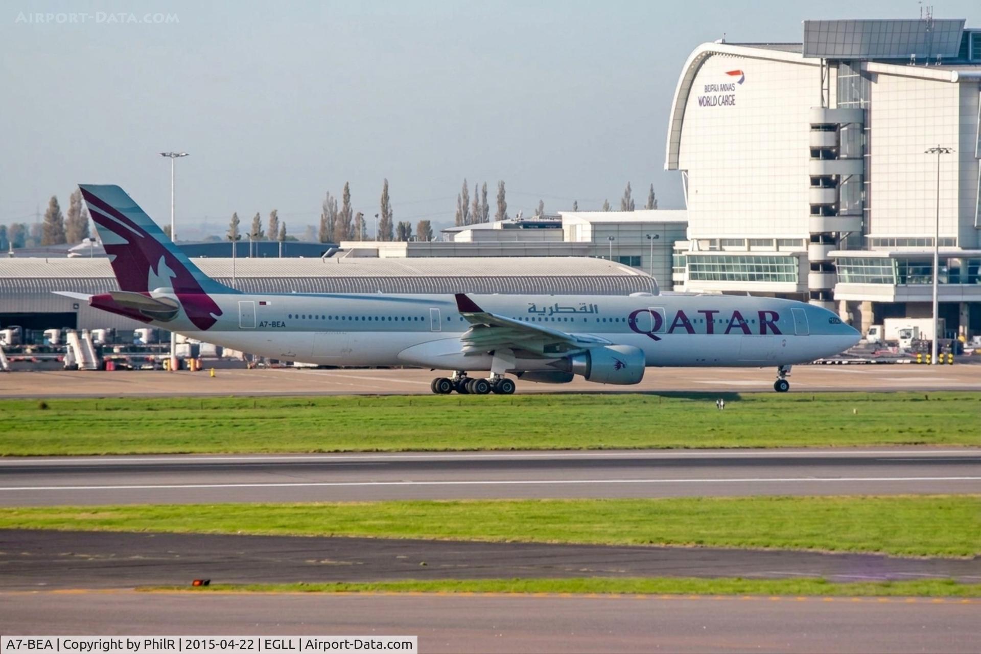 A7-BEA, 2013 Boeing 777-3DZ/ER, c/n 41779, A7-BEA 2013 B777-300 Qatar Airways LHR 