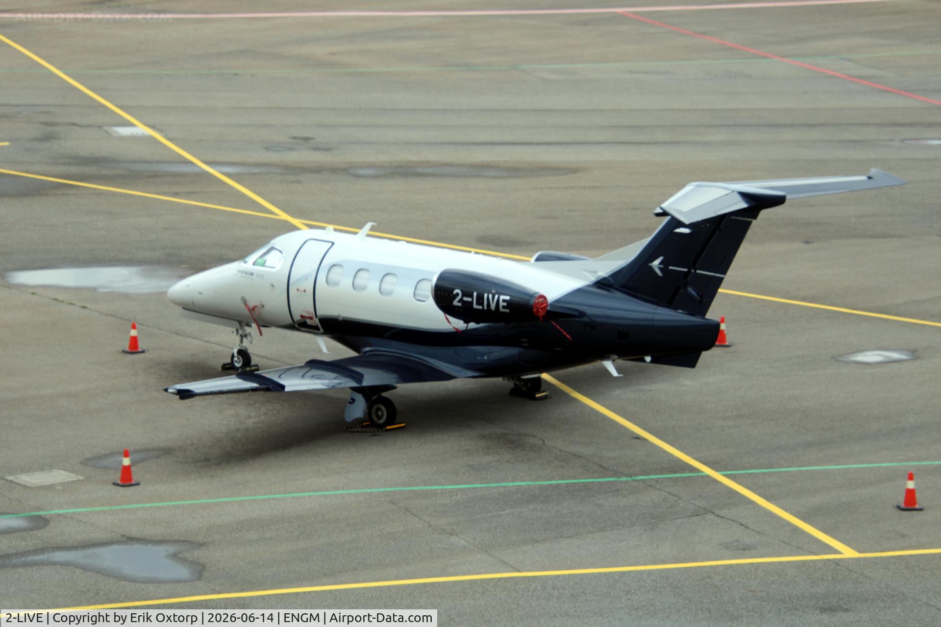 2-LIVE, Embraer Phenom (EMB500), c/n 50000370, 2-LIVE in OSL