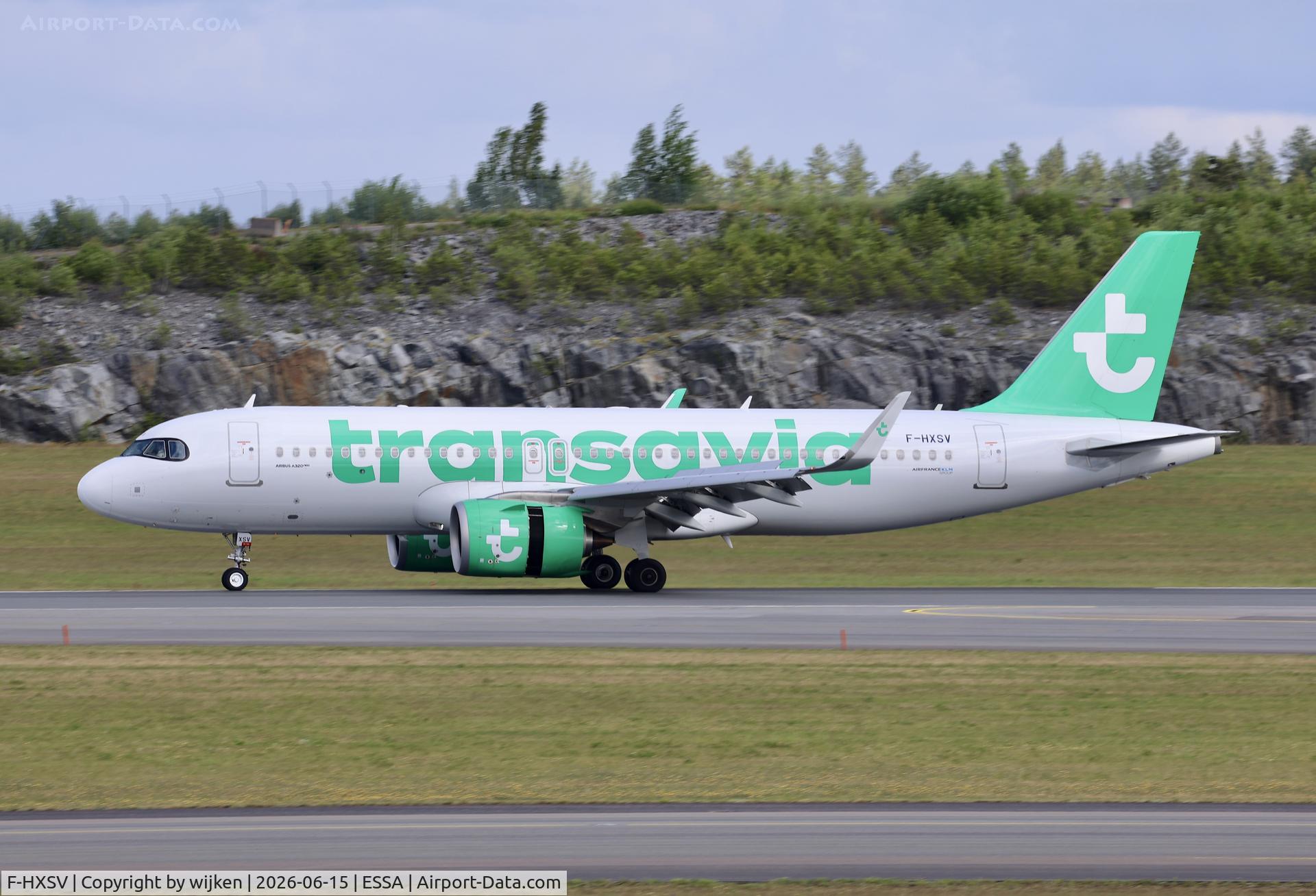F-HXSV, 2025 Airbus A320-252N, c/n 12755, Rwy 01R