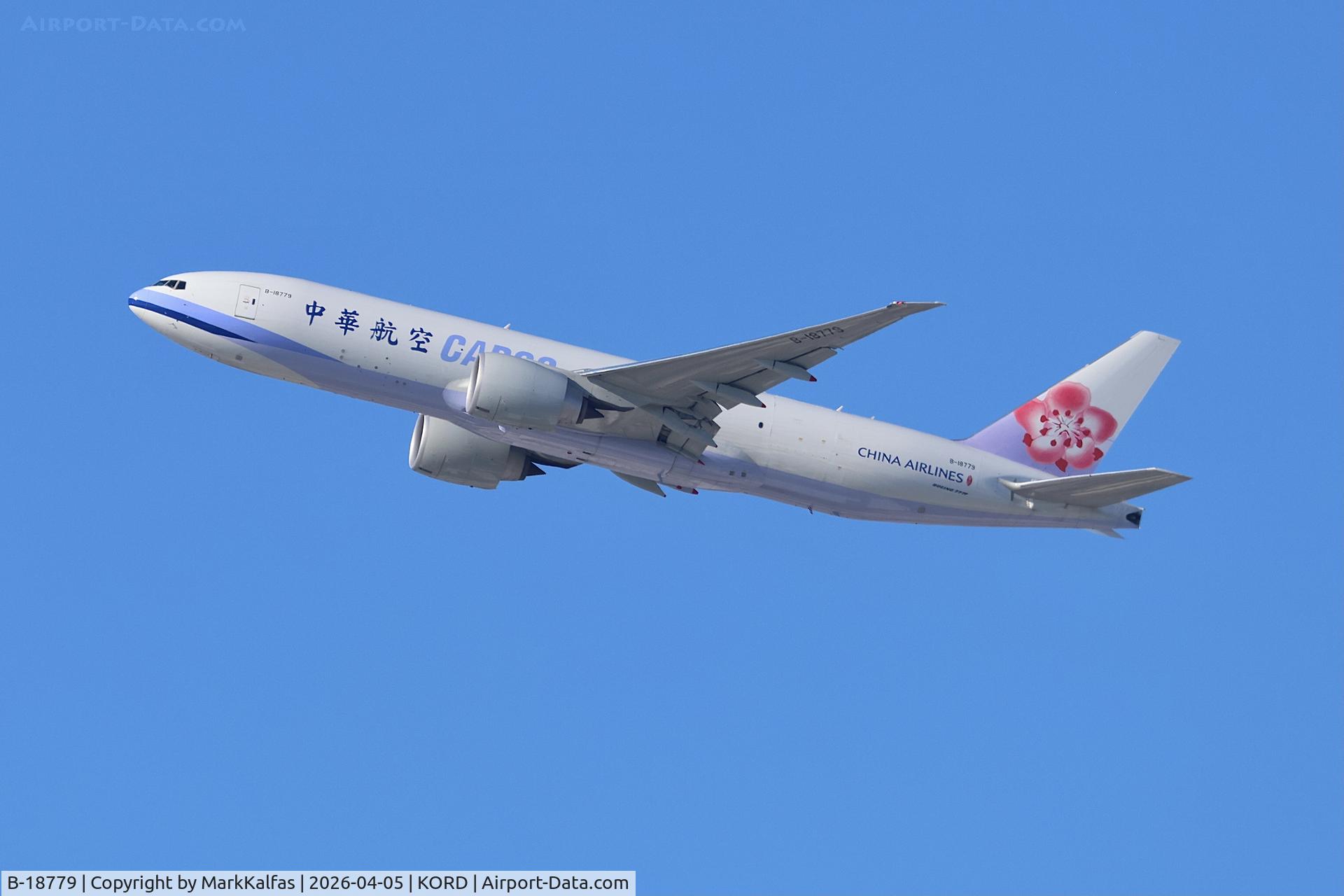 B-18779, 2025 Boeing 777-F, c/n 68060 l/n 1772, B77L China Airlines Boeing 777-F, B-18779 departing 28R KORD