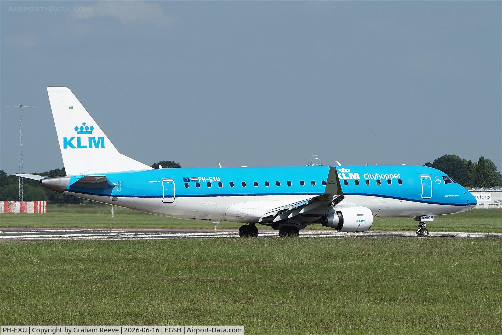 PH-EXU, 2018 Embraer 175STD (ERJ-170-200), c/n 17000708, Departing from Norwich.