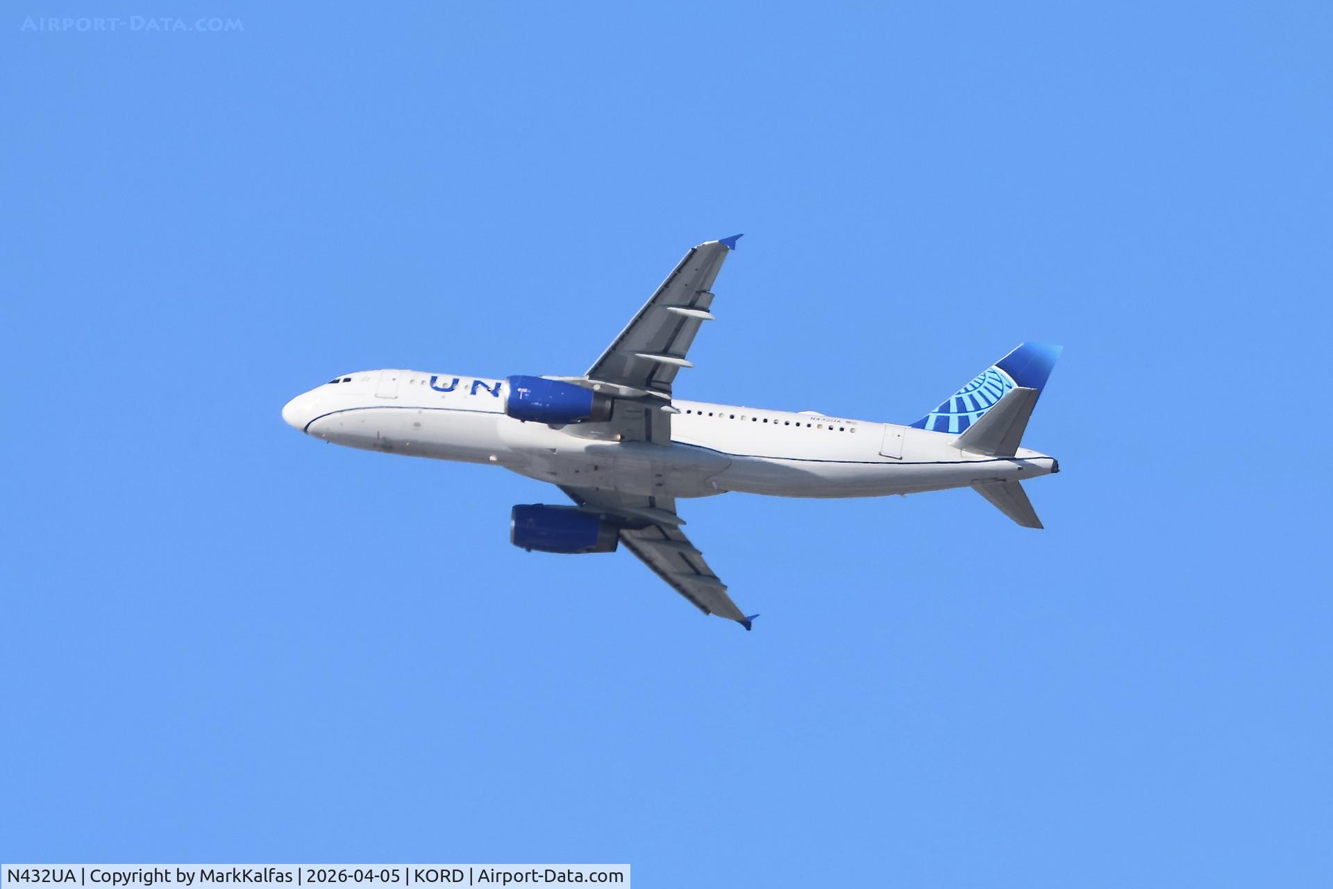 N432UA, 1996 Airbus A320-232, c/n 587, A320 United A320 Airbus A320-232,  N432UA departing 28R  KORD