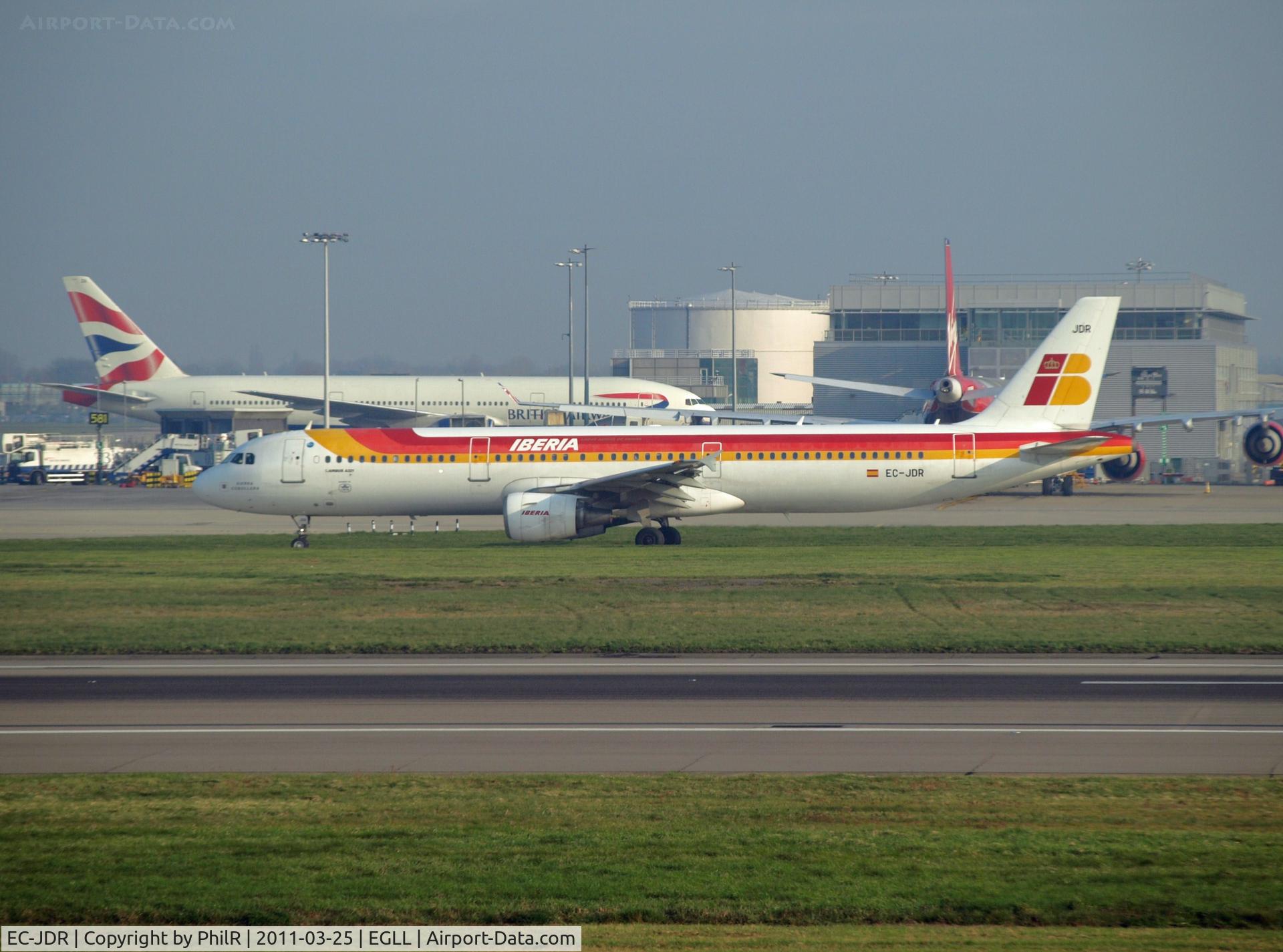 EC-JDR, 2005 Airbus A321-211, c/n 2488, EC-JDR 2005 A321-200 Iberia LHR 25.03.11.JPG