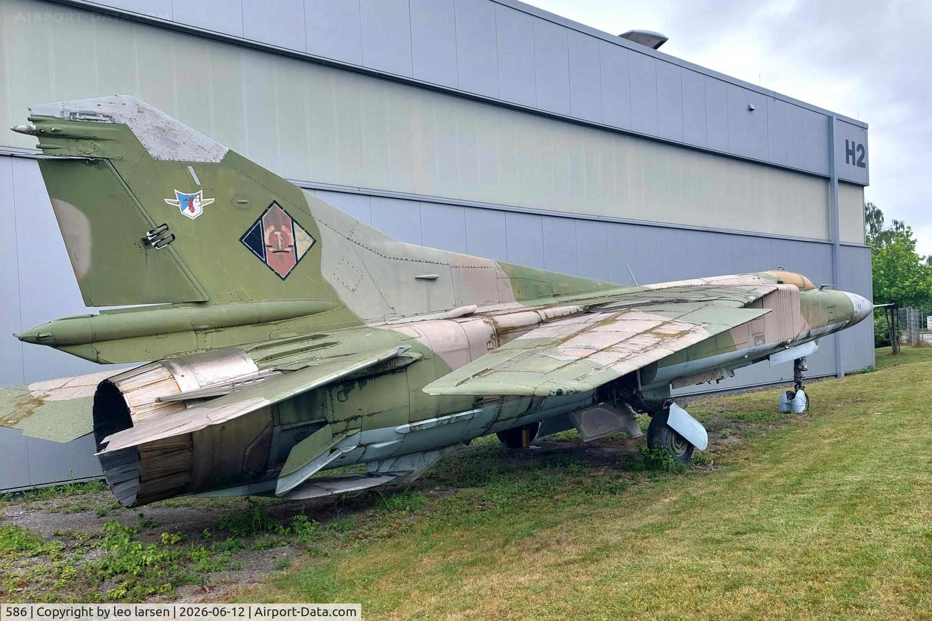 586, 1978 Mikoyan-Gurevich MiG-23MF, c/n 0390213096/10812, Wernigerode Museum