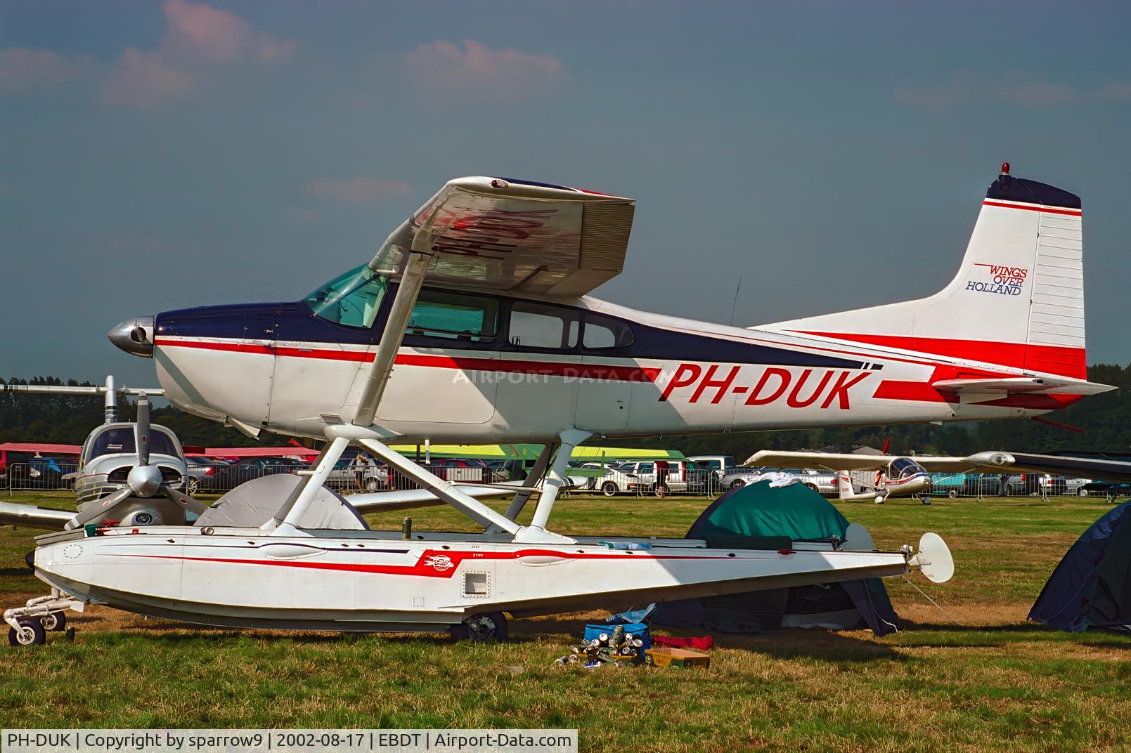 PH-DUK, 1961 Cessna 185 Skywagon, c/n 185-0046, Schaffen-Diest Rallye. Scanned from a slide.