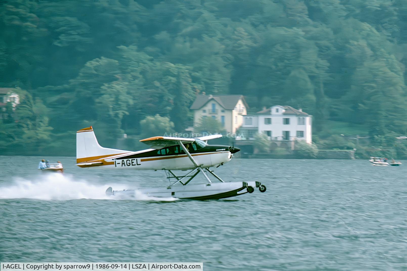 I-AGEL, 1979 Cessna A185F Skywagon 185, c/n 18503906, SPAS-Meeting Morcote, near Lugano. Scanned from a slide.