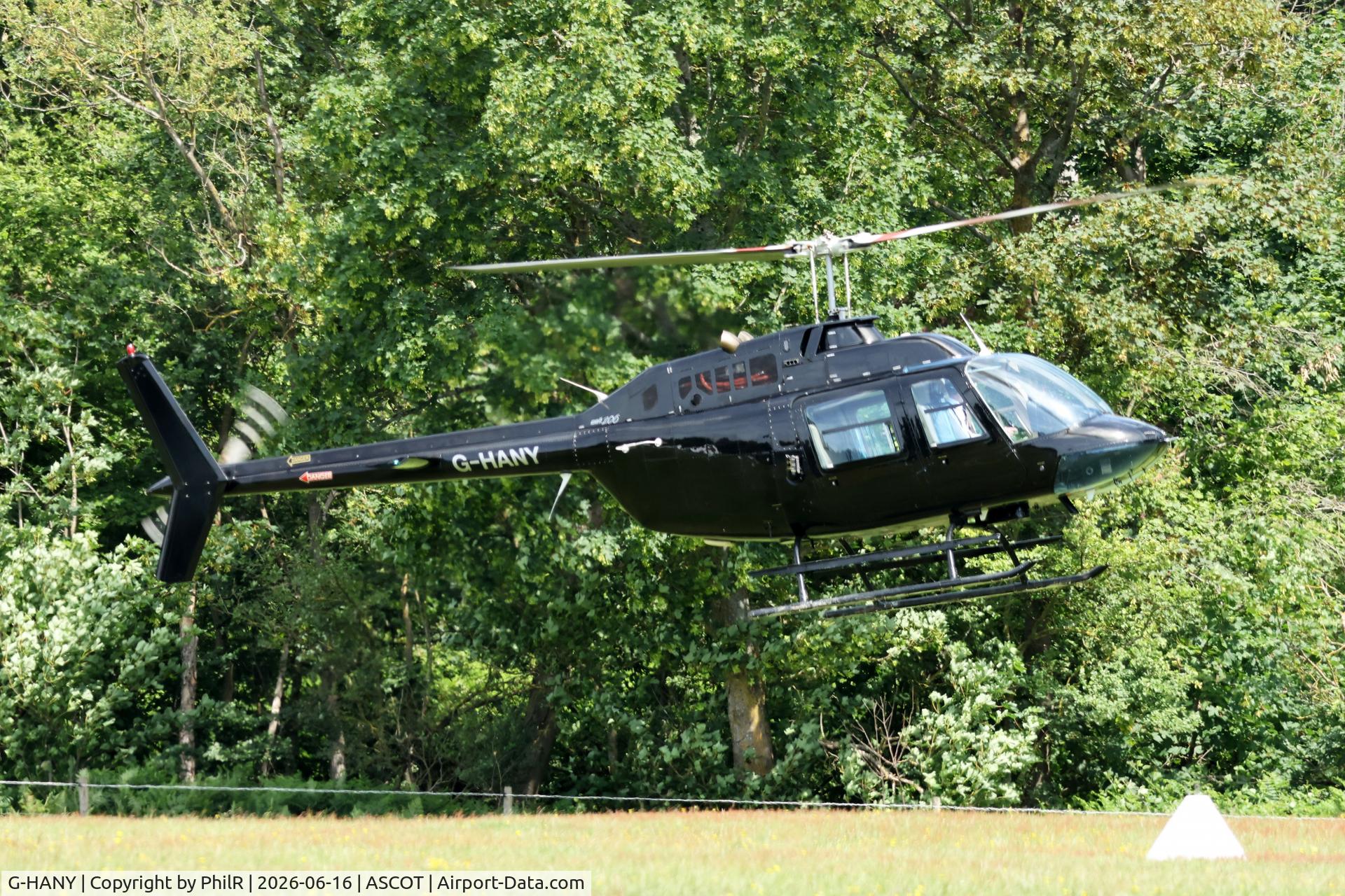 G-HANY, 1980 Agusta AB-206B JetRanger II, c/n 8598, G-HANY 1980 Agusta AB206B Jet Ranger lll Ascot Heliport 