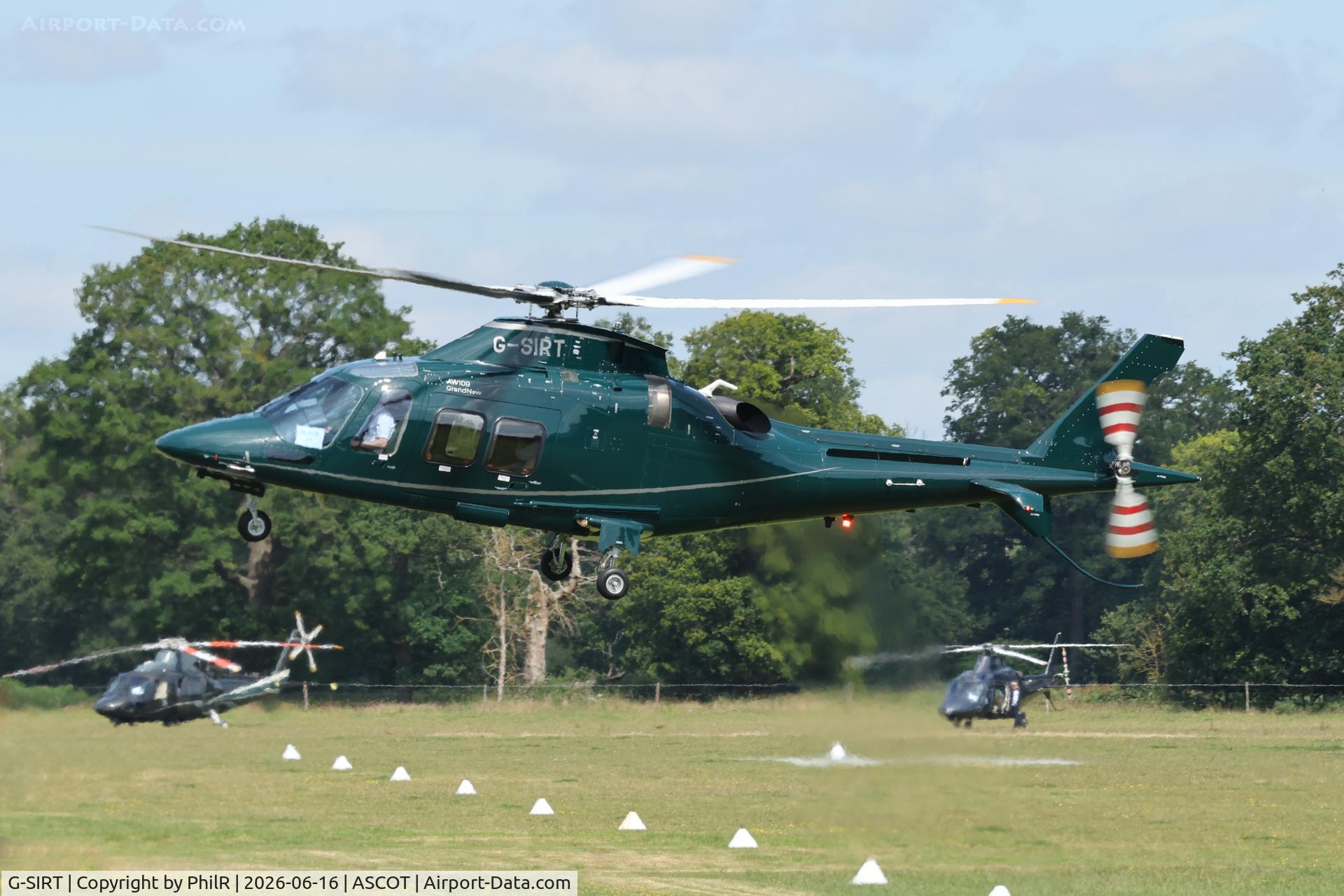 G-SIRT, 2023 Leonardo AW-109SP GrandNew, c/n 22452, G-SIRT 2023 Leonardo AW109SP Grand New Ascot Heliport 
