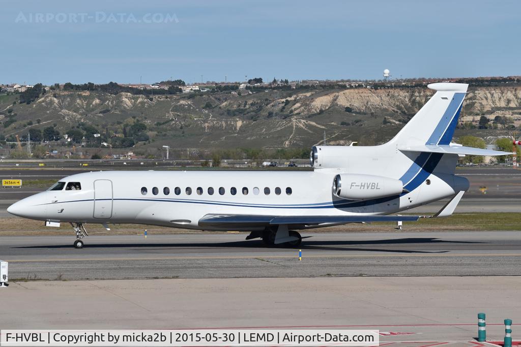 F-HVBL, 2013 Dassault Falcon 7X, c/n 188, Taxiing