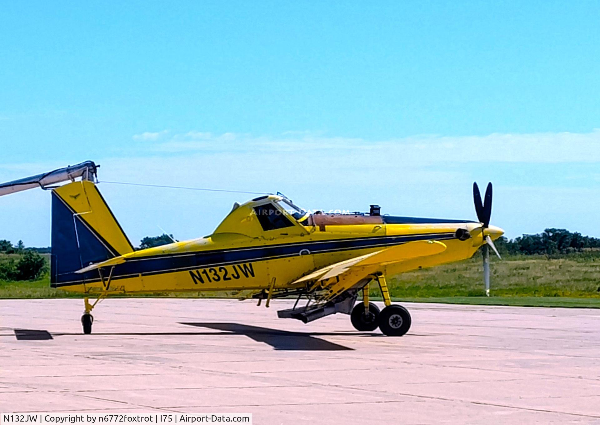 N132JW, 2008 Air Tractor Inc AT-602, c/n 602-1156, Crop dusting today 