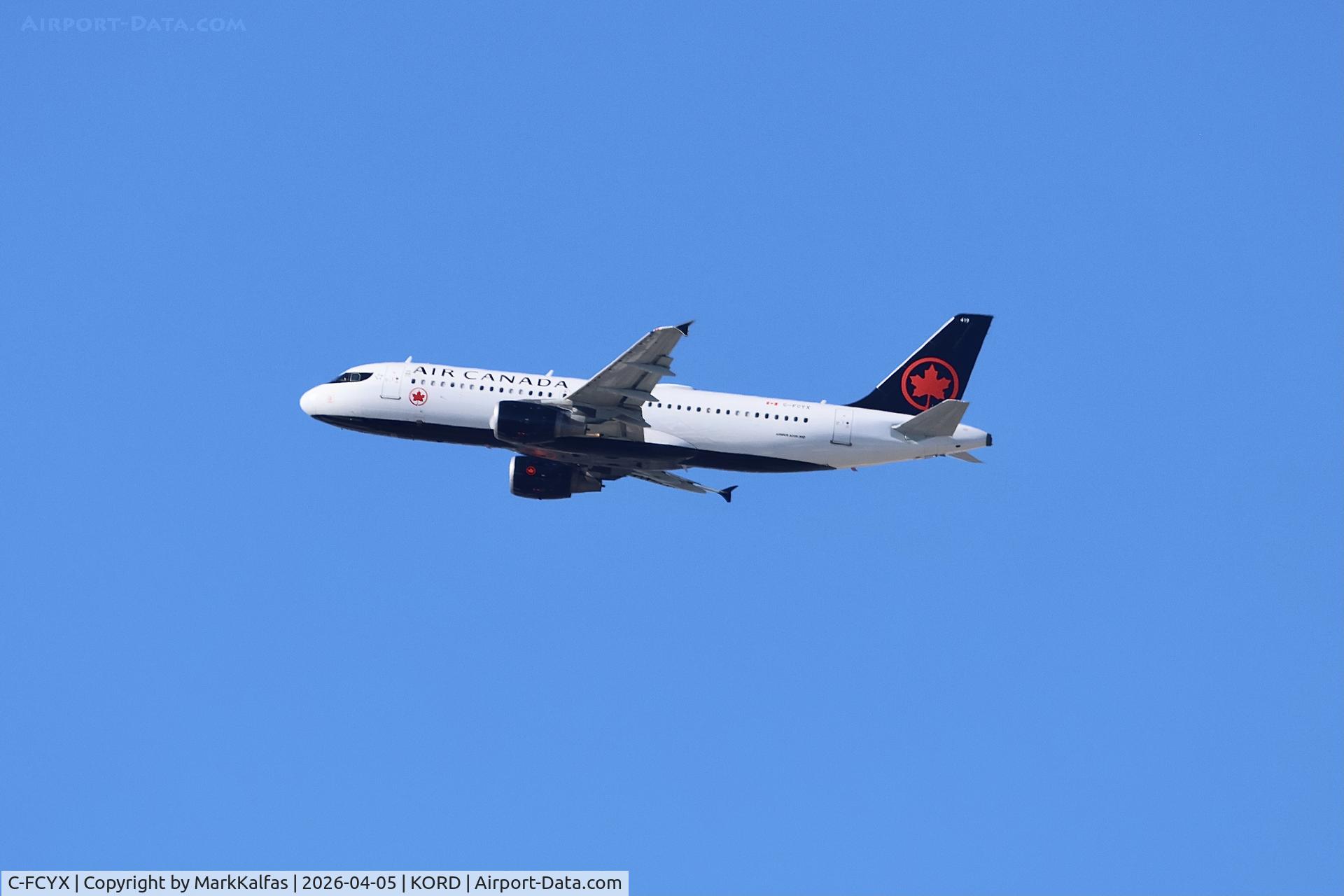 C-FCYX, 2012 Airbus A320-214, c/n 5034, A320 Air Canada Airbus 320-214, C-FCYX departing 27L KORD
