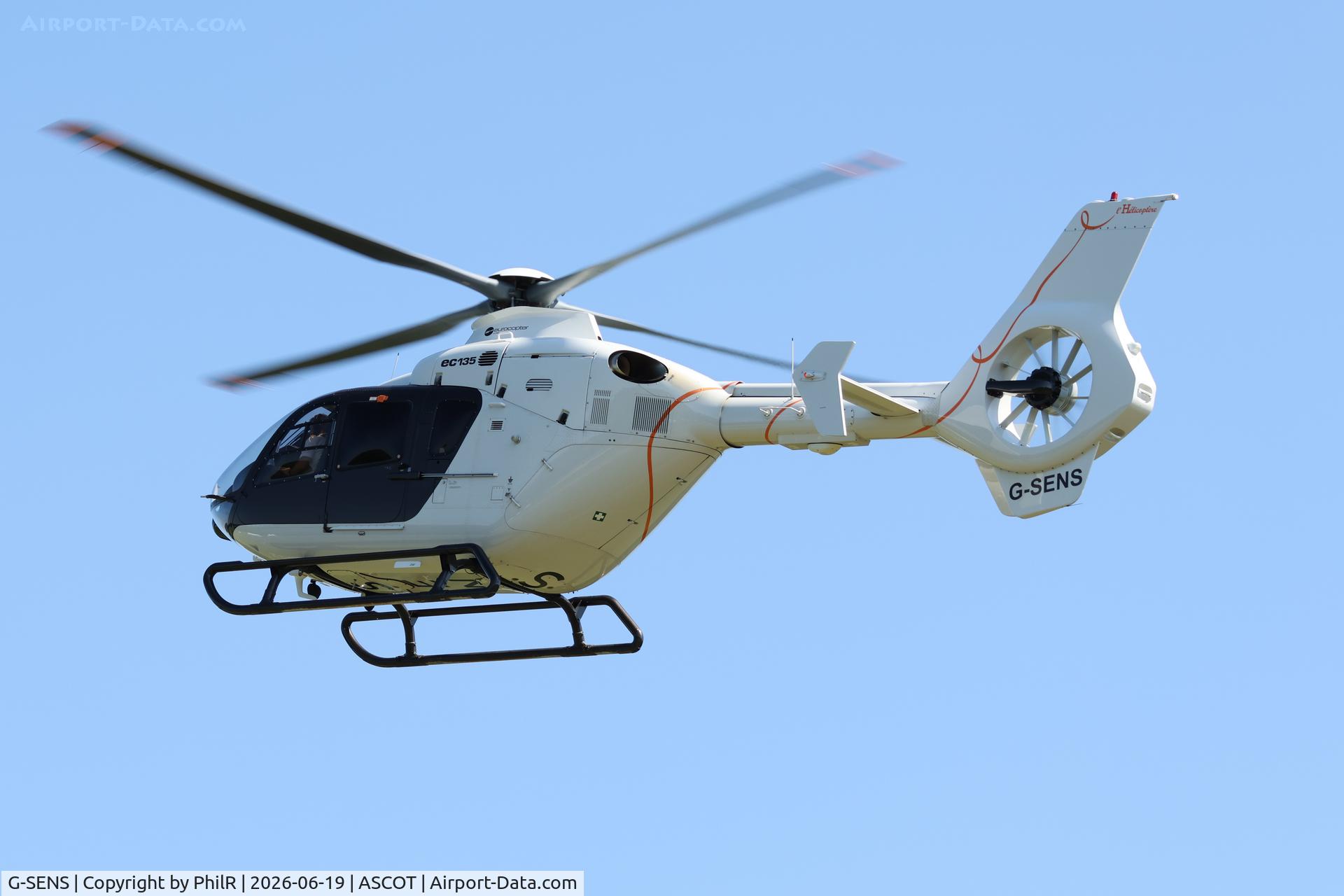 G-SENS, 2009 Eurocopter EC-135T-2+, c/n 0833, G-SENS 2009 Airbus EC135 T2+ Ascot Heliport Ascot Heliport 
