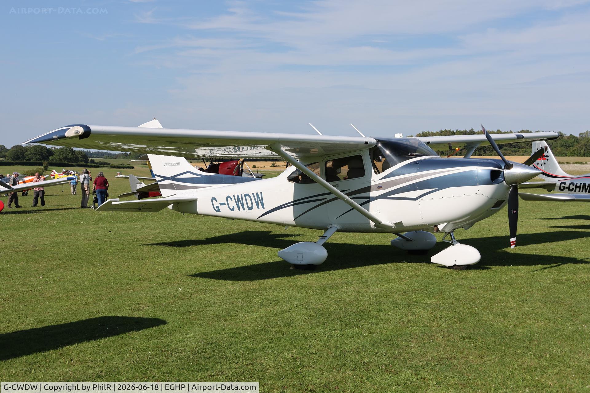 G-CWDW, 2007 Cessna 182T Skylane, c/n 18281946, G-CWDW 2007 Cessna 182T Skylane Popham 
