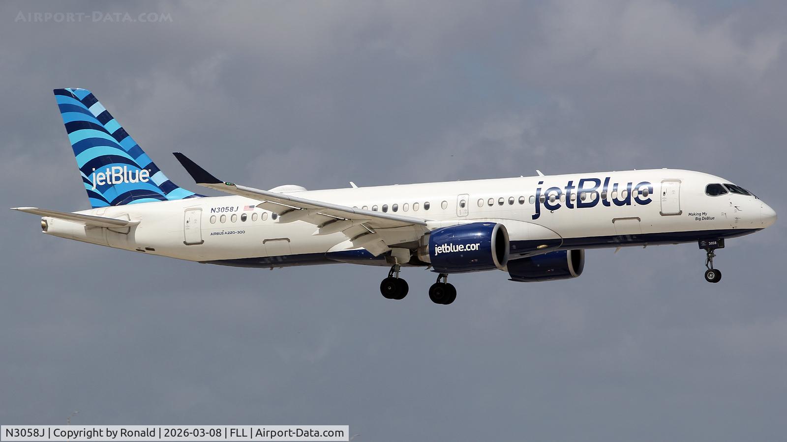N3058J, 2021 Airbus A220-300, c/n 55113, at fll