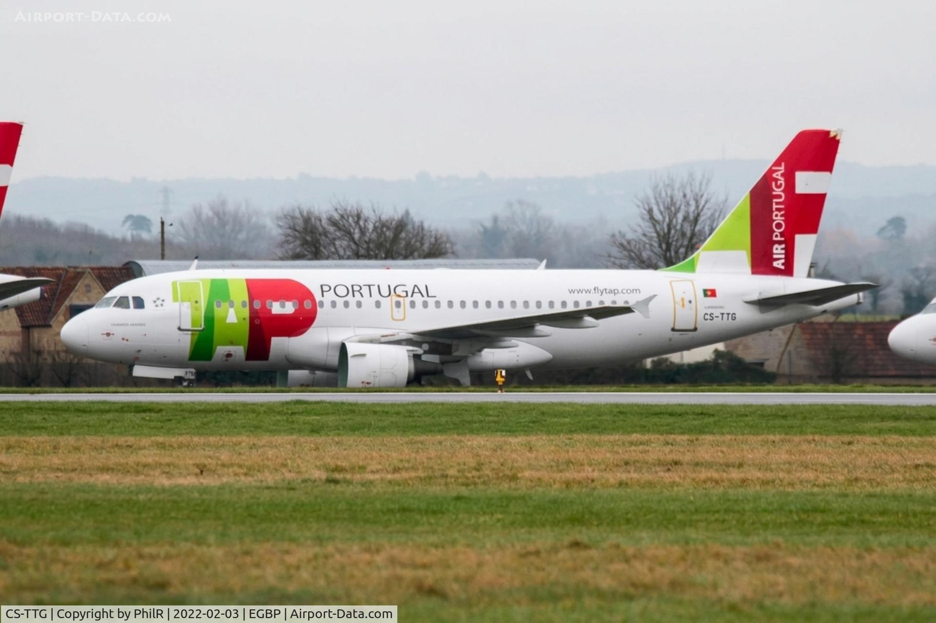 CS-TTG, 1998 Airbus A319-111, c/n 906, CS-TTG 1998 Airbus A319-100 TAP Kemble
