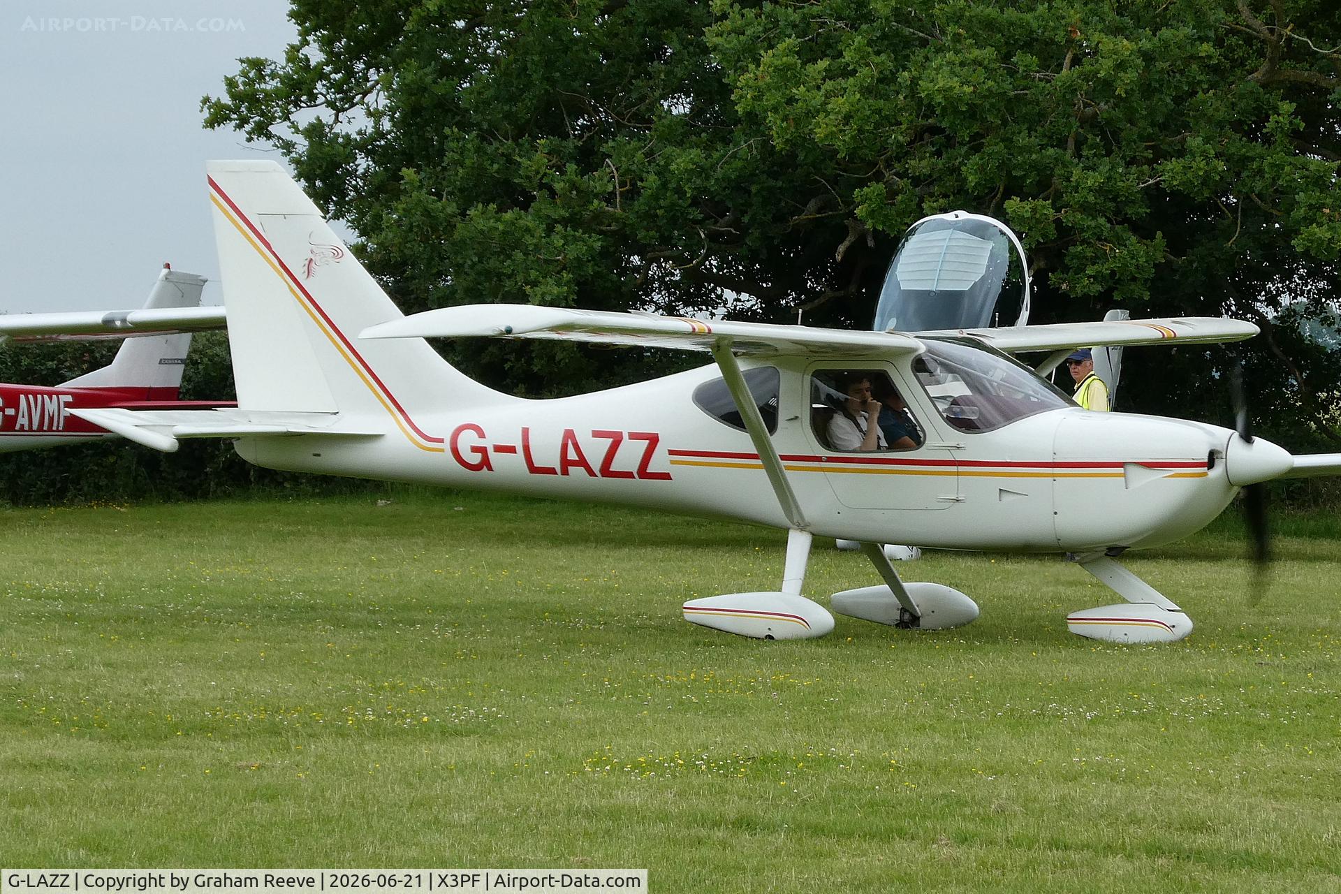 G-LAZZ, 2002 Stoddard-Hamilton Glastar, c/n PFA 295-13059, Just landed at Priory Farm.