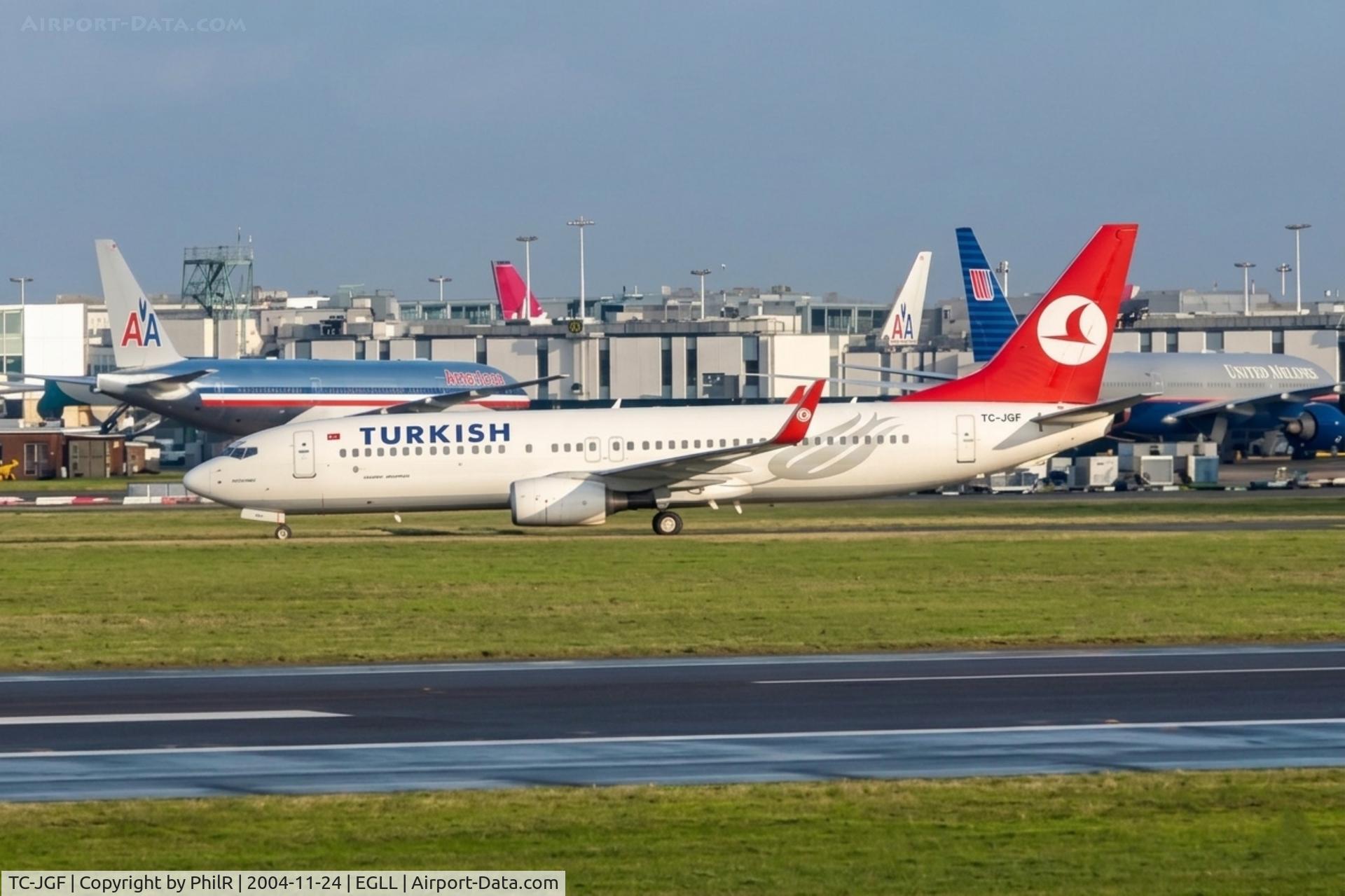 TC-JGF, 2002 Boeing 737-8F2, c/n 29790 l/n 1088, TC-JGF 2002 B737-800 THY LHR 
