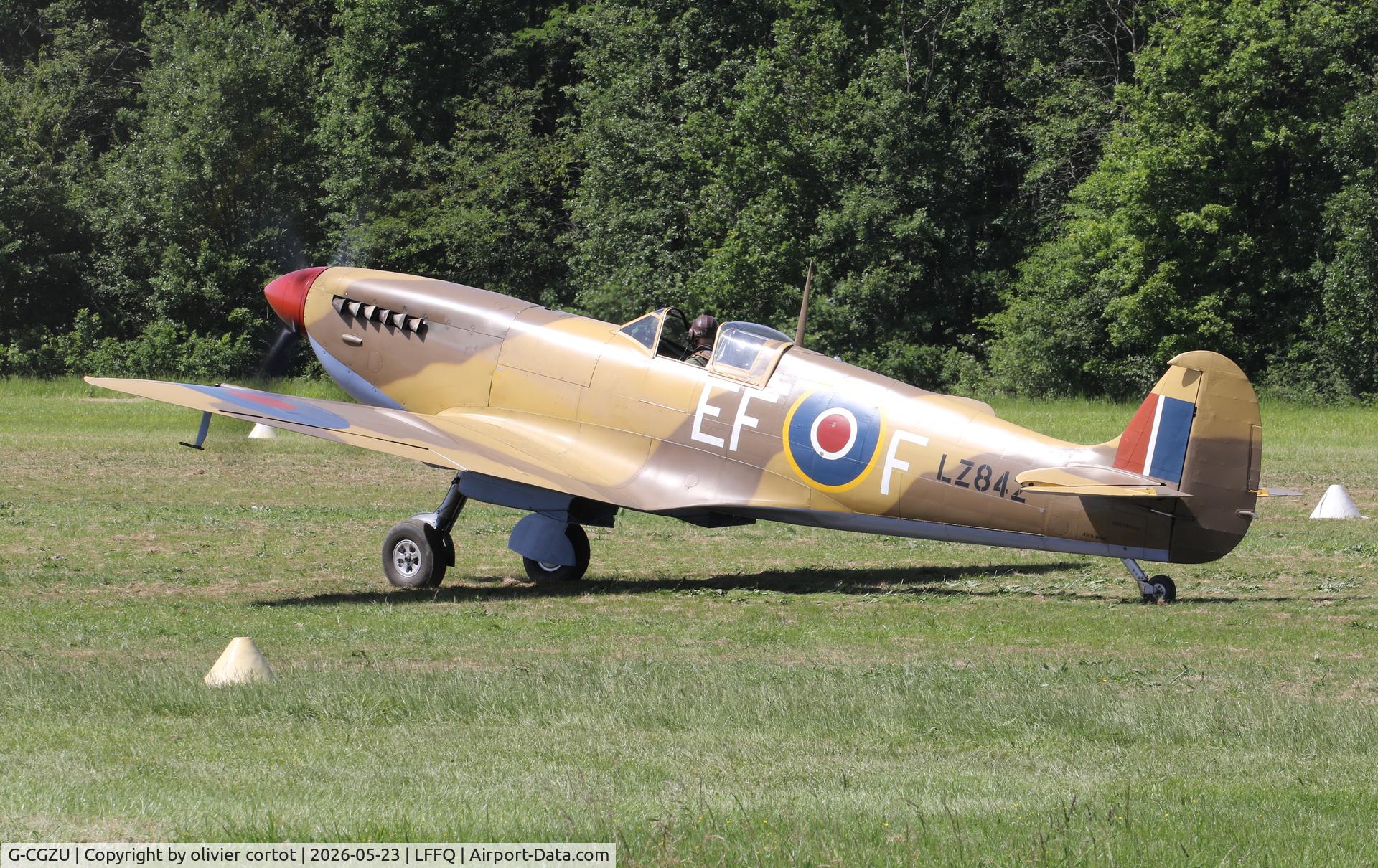 G-CGZU, 1943 Supermarine 361 Spitfire IX, c/n CBAF.5056, 2026 airshow