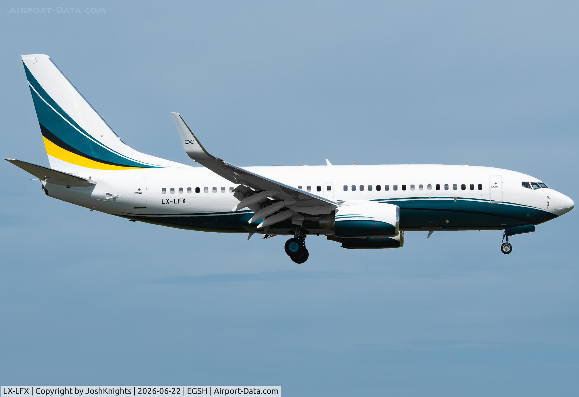 LX-LFX, 2005 Boeing 737-7GC BBJ, c/n 34622 l/n 1785, 'SVW11FX' Arriving Back From a Post-Respray Test Flight In Its New Livery.