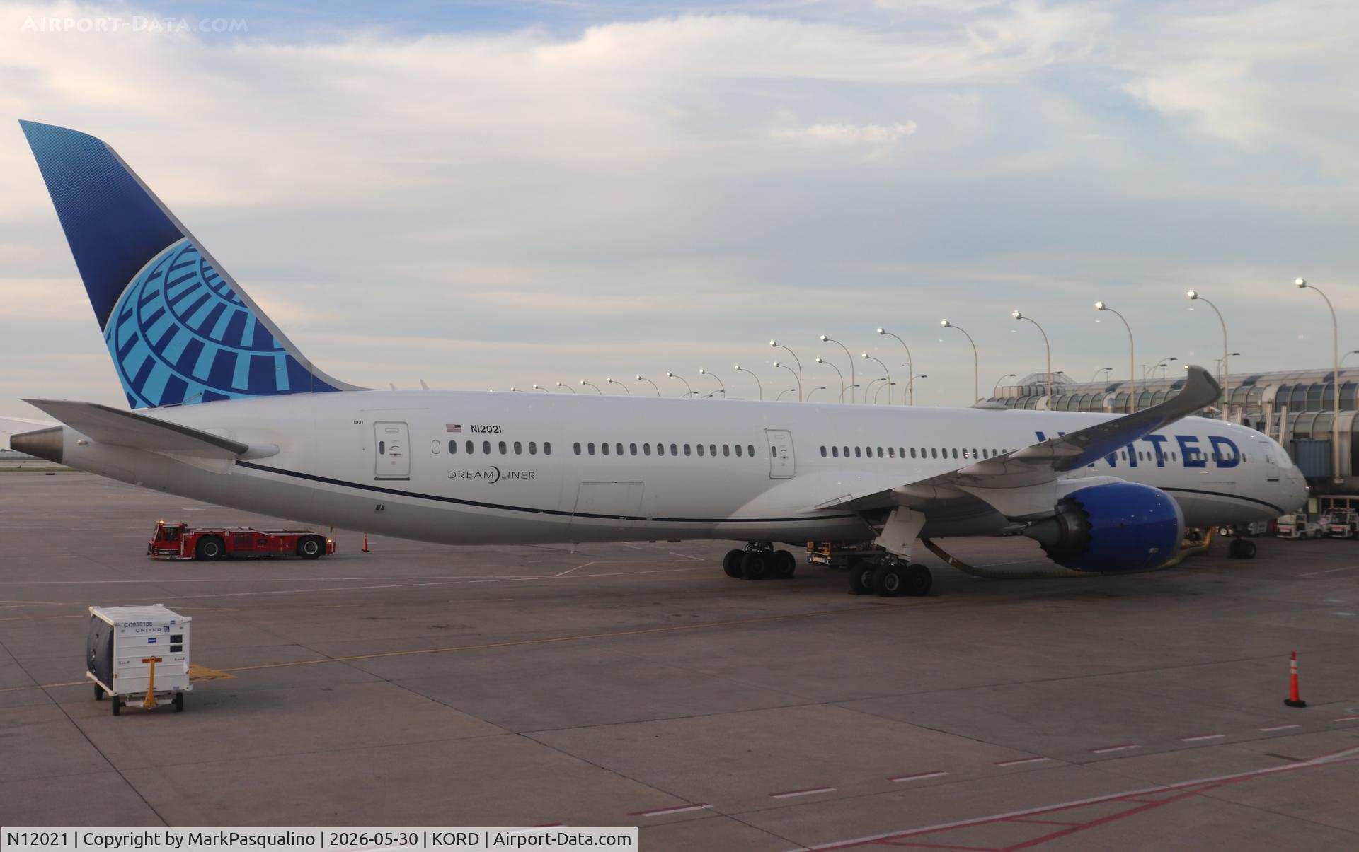 N12021, 2022 Boeing 787-10 Dreamliner Dreamliner, c/n 66990 l/n 1138, Boeing 787-10 Dreamliner