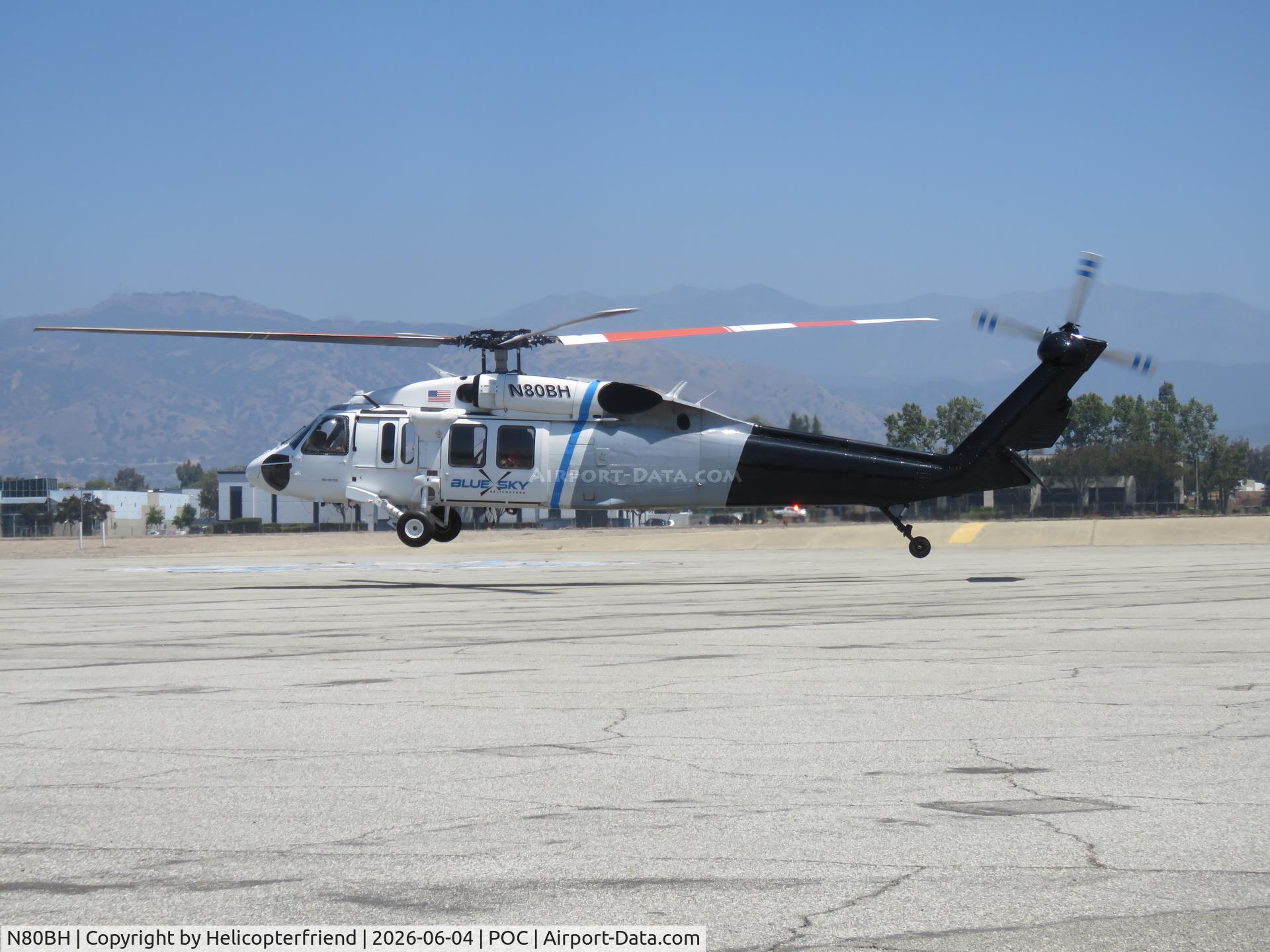 N80BH, 1987 Sikorsky EH-60A Black Hawk, c/n 70-1196 (87-24660), Gently setting down
