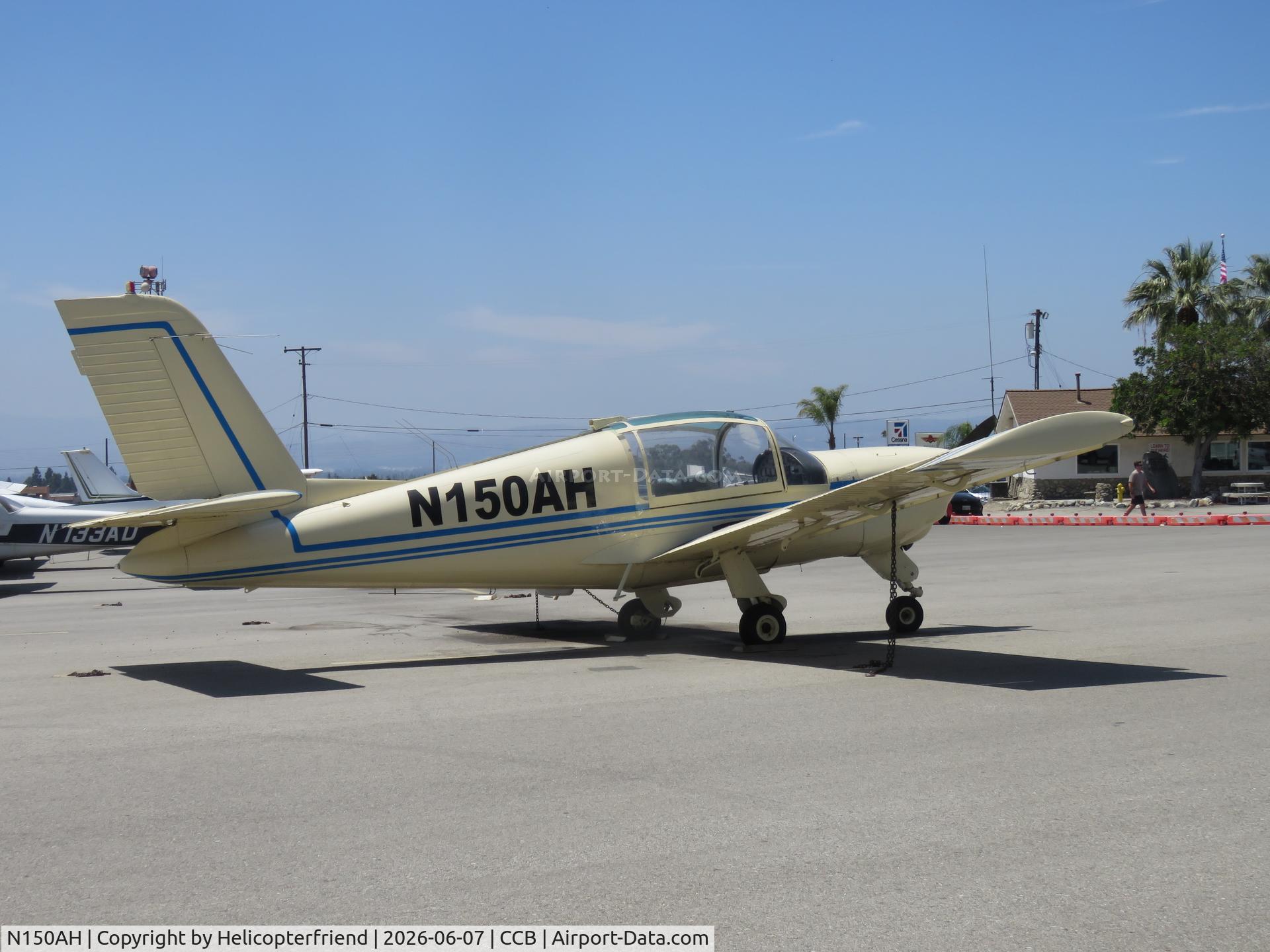 N150AH, 1993 PZL-Okecie Koliber 150A, c/n 03930058, Parked in transit parking