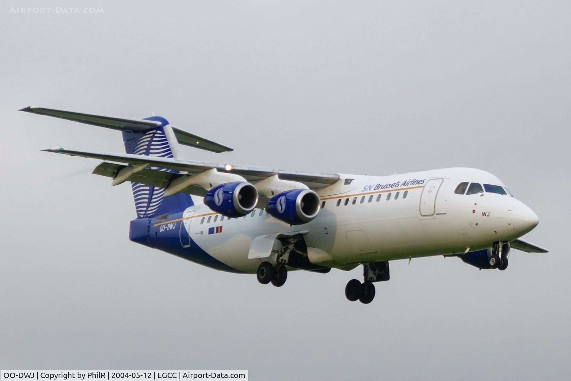 OO-DWJ, 1999 British Aerospace Avro 146-RJ100, c/n E3355, OO-DWJ 1999 Avro RJ-100 SN Brussels MAN 

