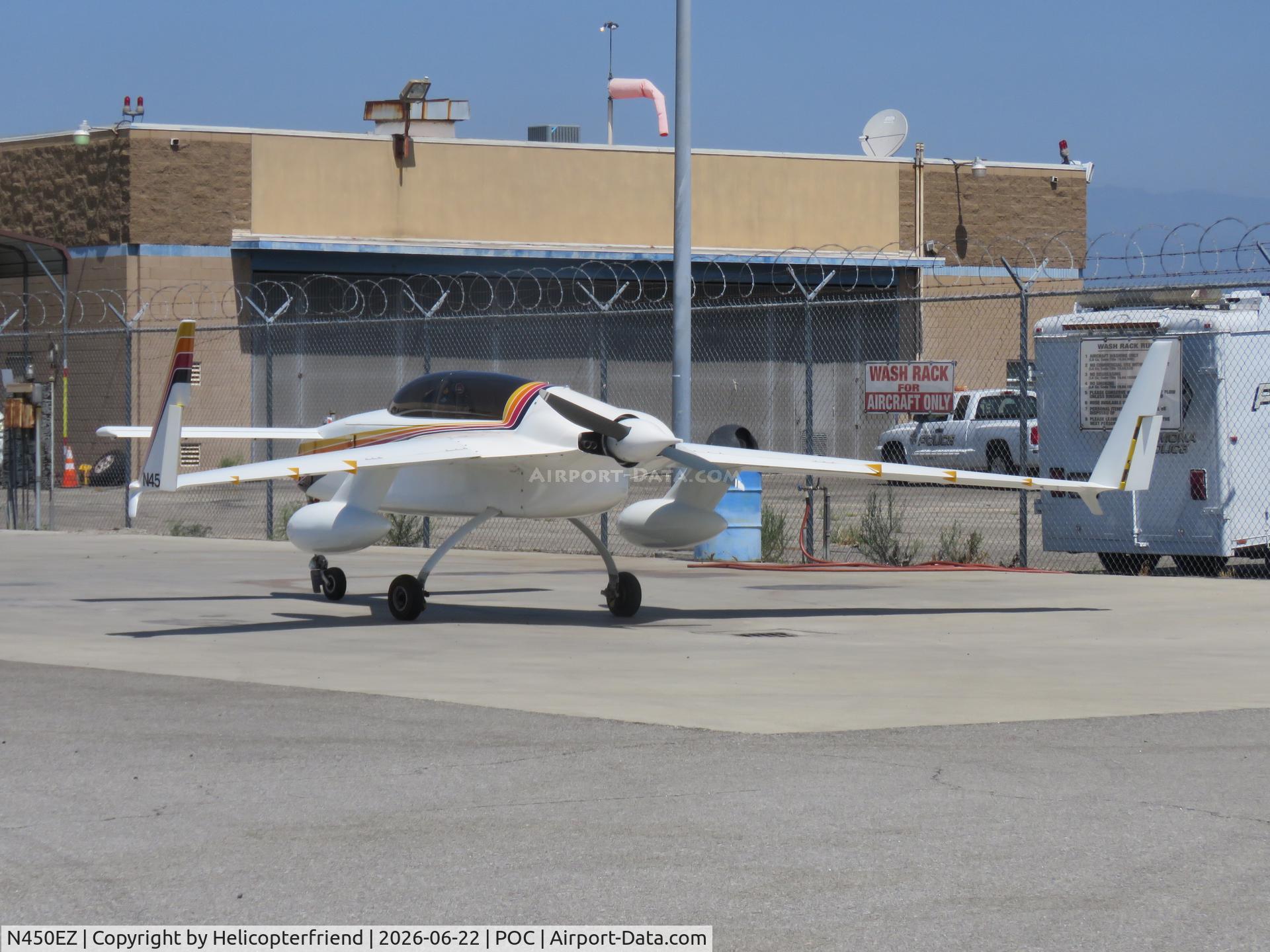 N450EZ, 1984 Rutan VariEze, c/n 2165, Stopping at wash rack