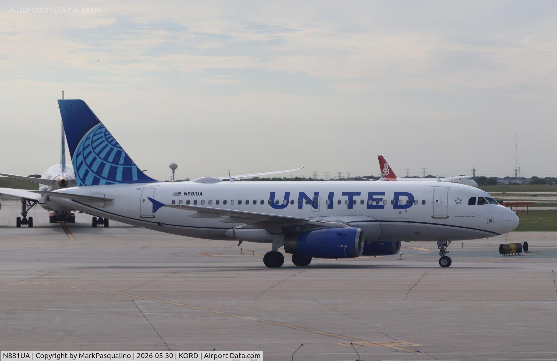 N881UA, 2005 Airbus A319-132, c/n 2435, Airbus A319-132
