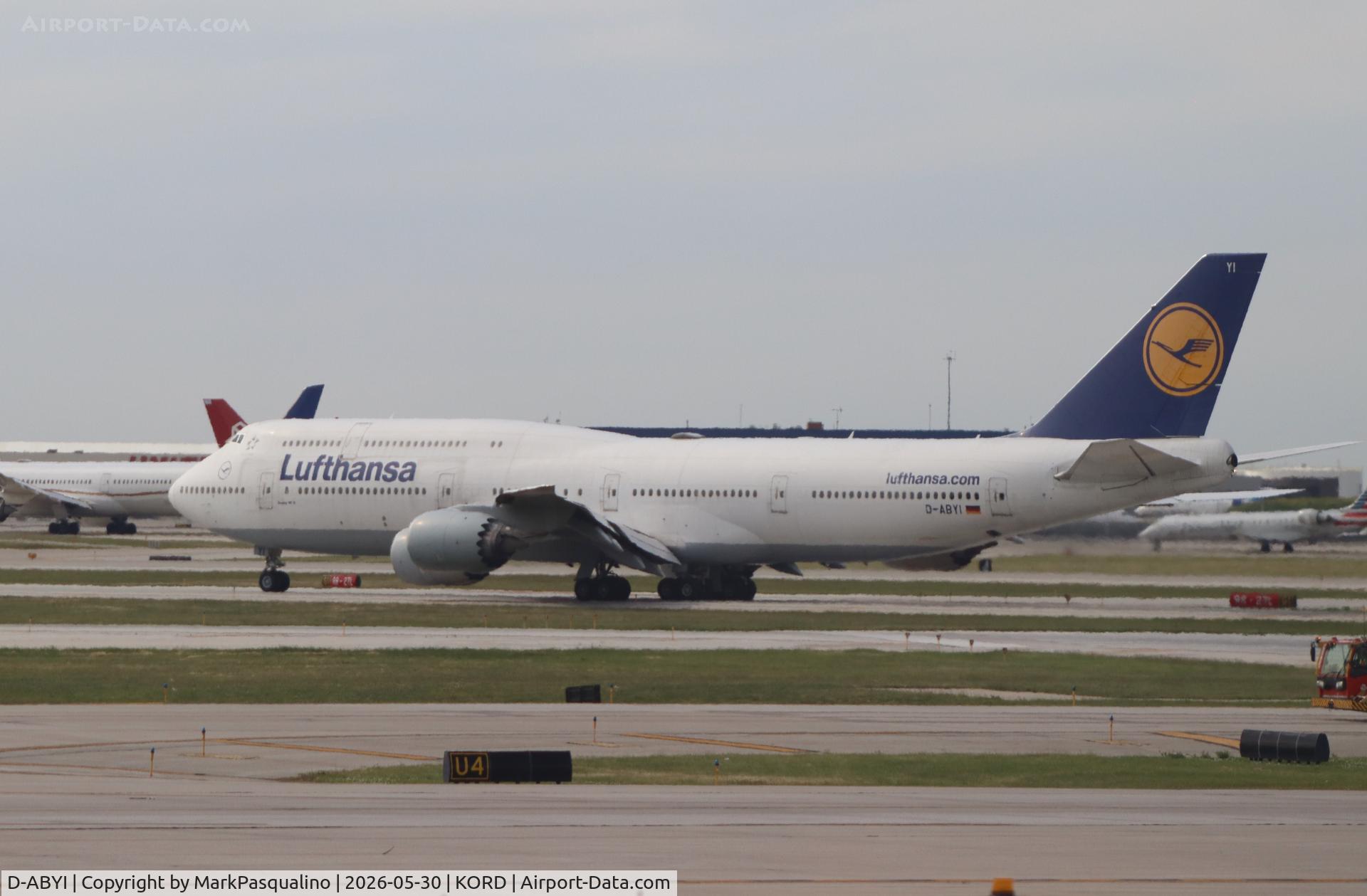 D-ABYI, 2013 Boeing 747-830, c/n 37833 l/n 1475, Boeing 747-830