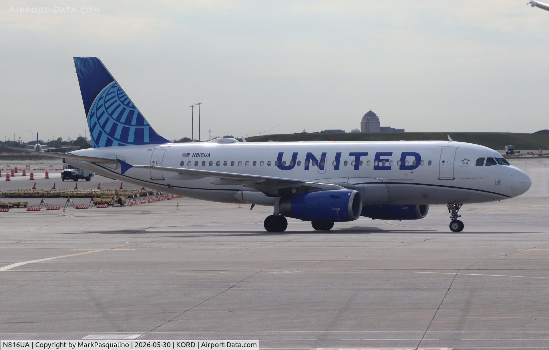 N816UA, 1998 Airbus A319-131, c/n 871, Airbus A319-131
