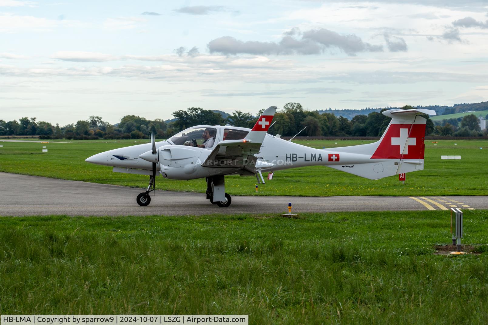 HB-LMA, 2023 Diamond DA-42 NG Twin Star, c/n 42.N528, Based at Grenchen