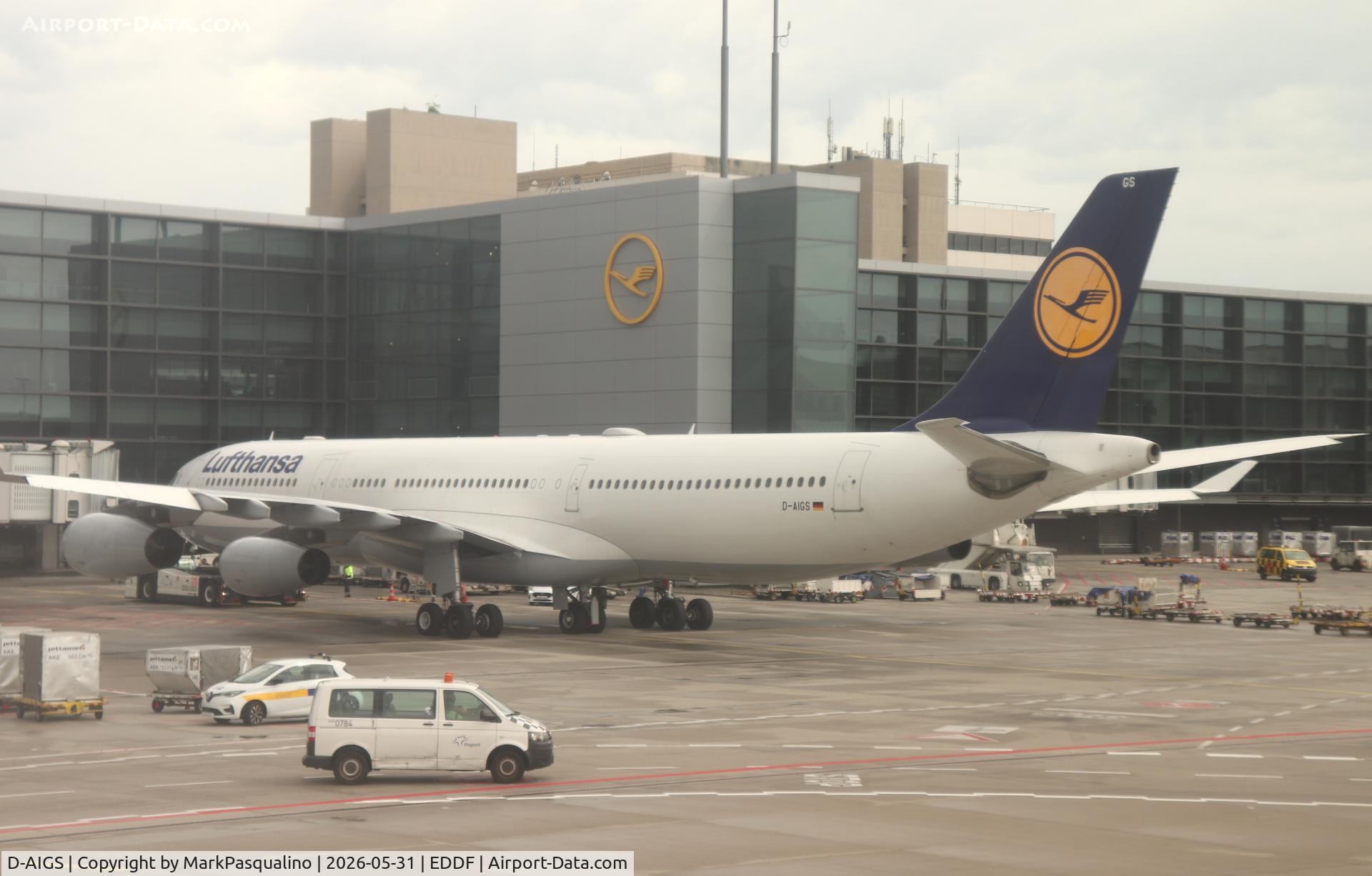 D-AIGS, 1999 Airbus A340-313, c/n 297, Airbus A340-313