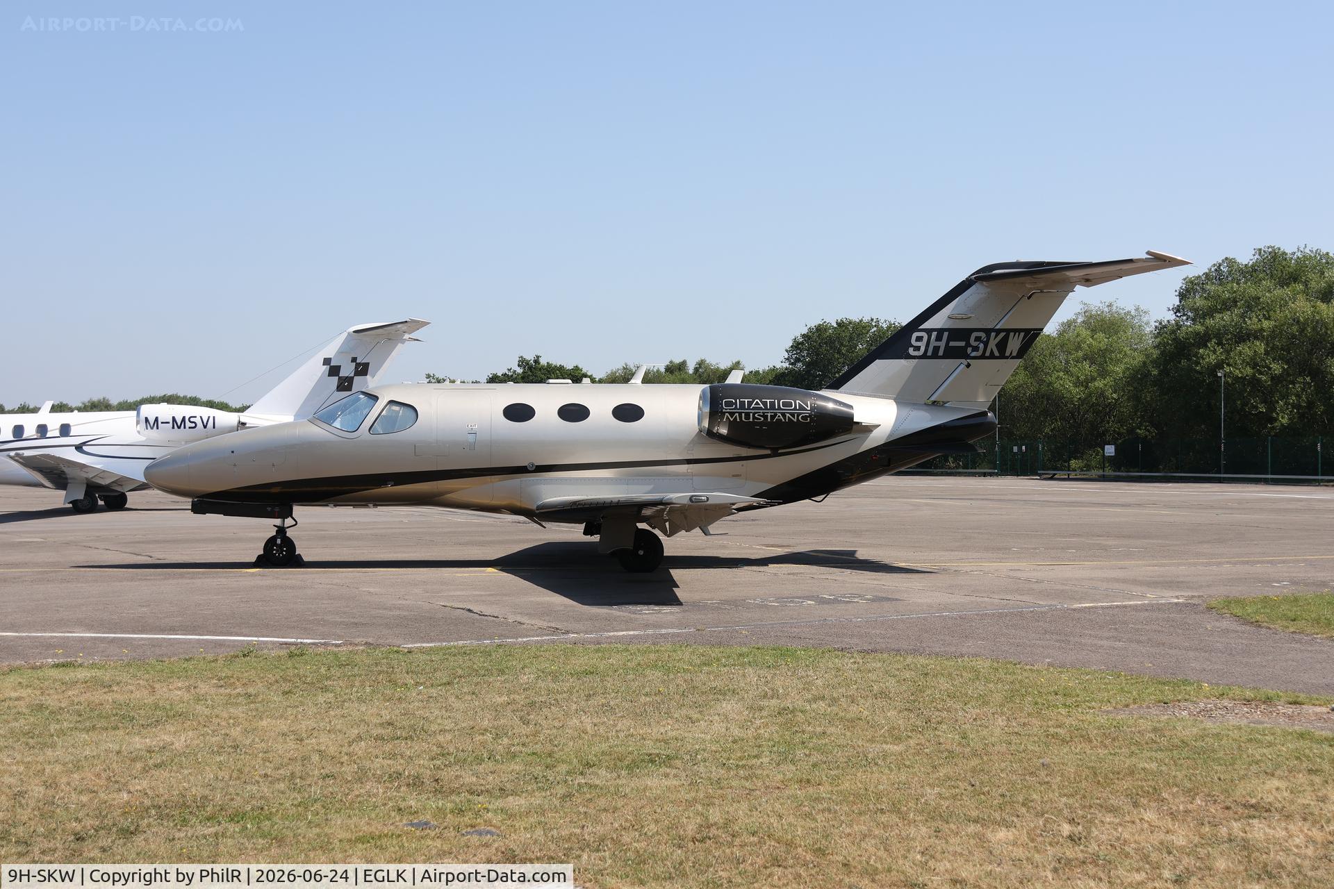 9H-SKW, Cessna Citation 510 Mustang, c/n 510-0022, 9H-SKW 2007 Cessna 510 Citation Mustang Blackbushe 
