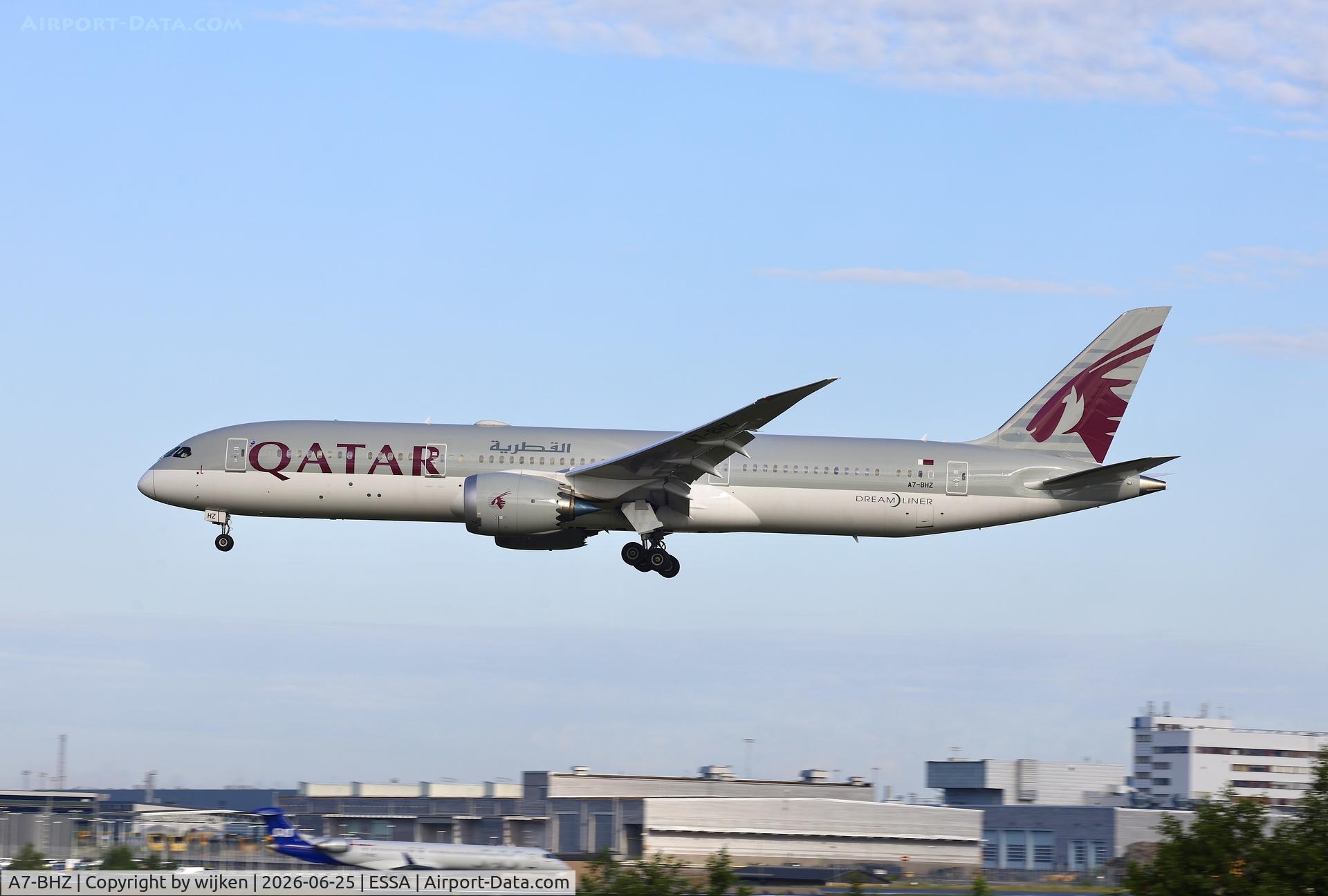 A7-BHZ, Boeing 787-9 Dreamliner, c/n 64235 l/n 1273, Rwy 19L