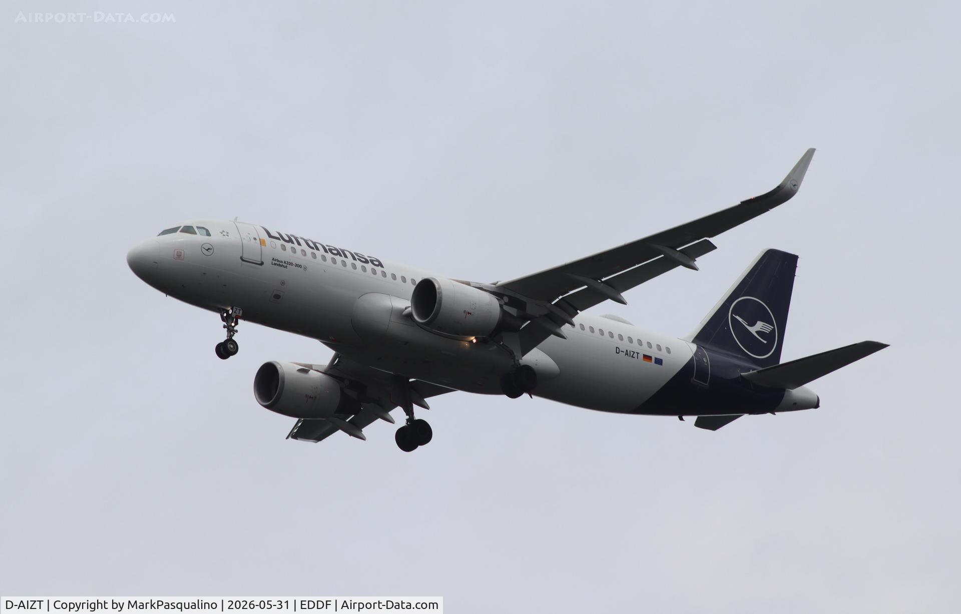 D-AIZT, 2013 Airbus A320-214, c/n 5601, Airbus A320-214