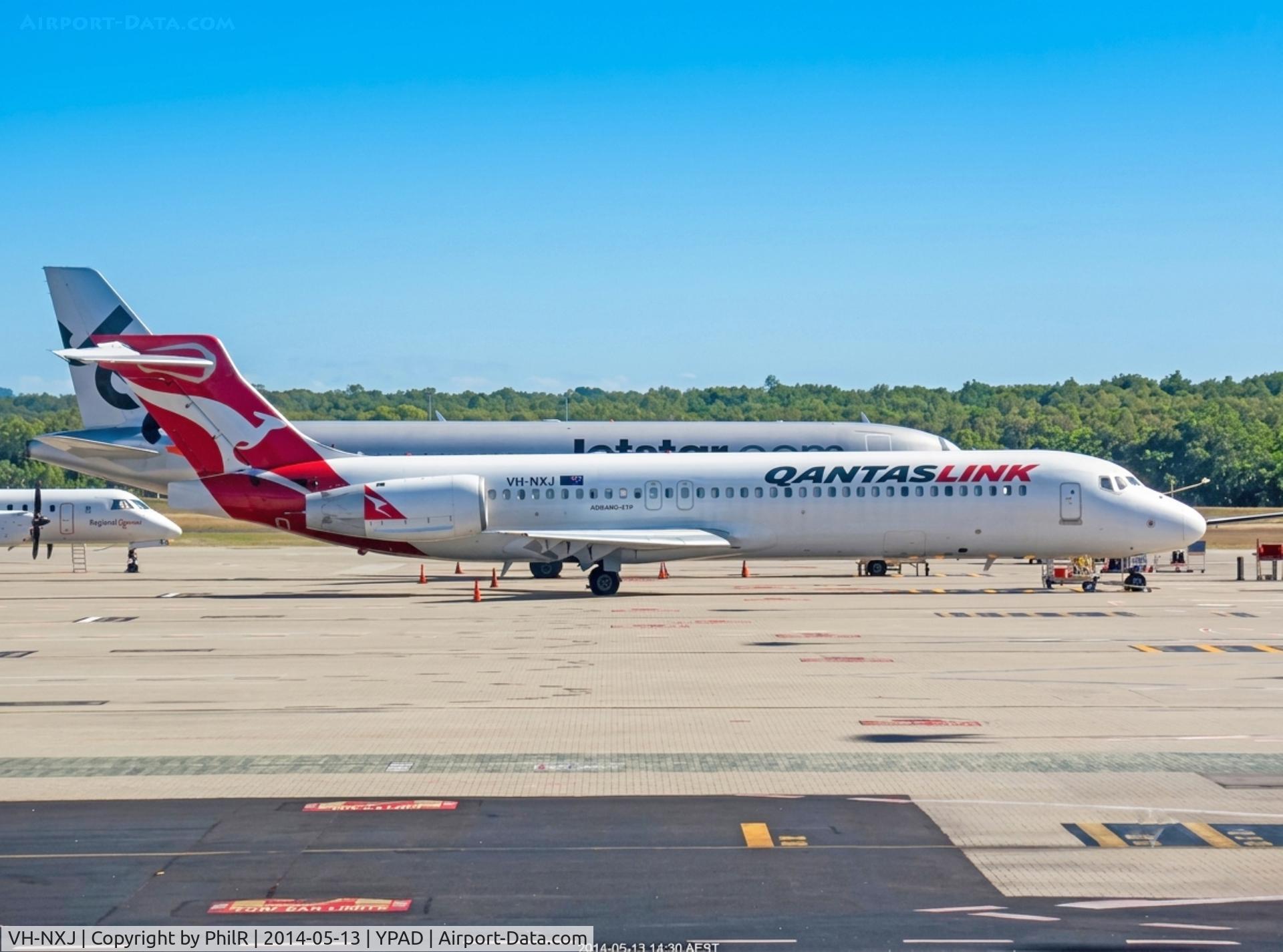VH-NXJ, 2003 Boeing 717-200, c/n 55166 l/n 5116, VH-NXJ 2003 B717-200 QANTAS Link CNS

