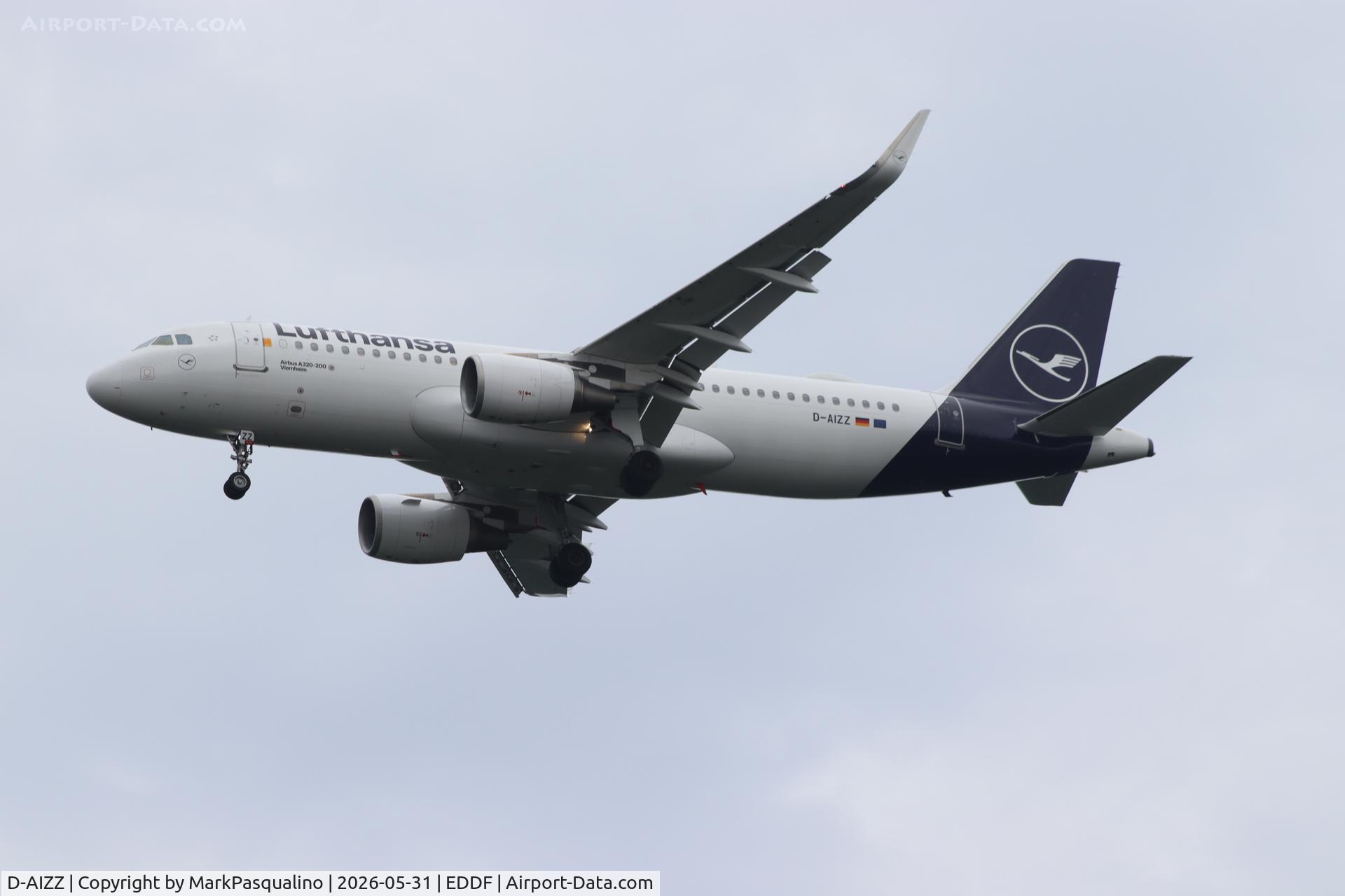 D-AIZZ, 2013 Airbus A320-214, c/n 5831, Airbus A320-214
