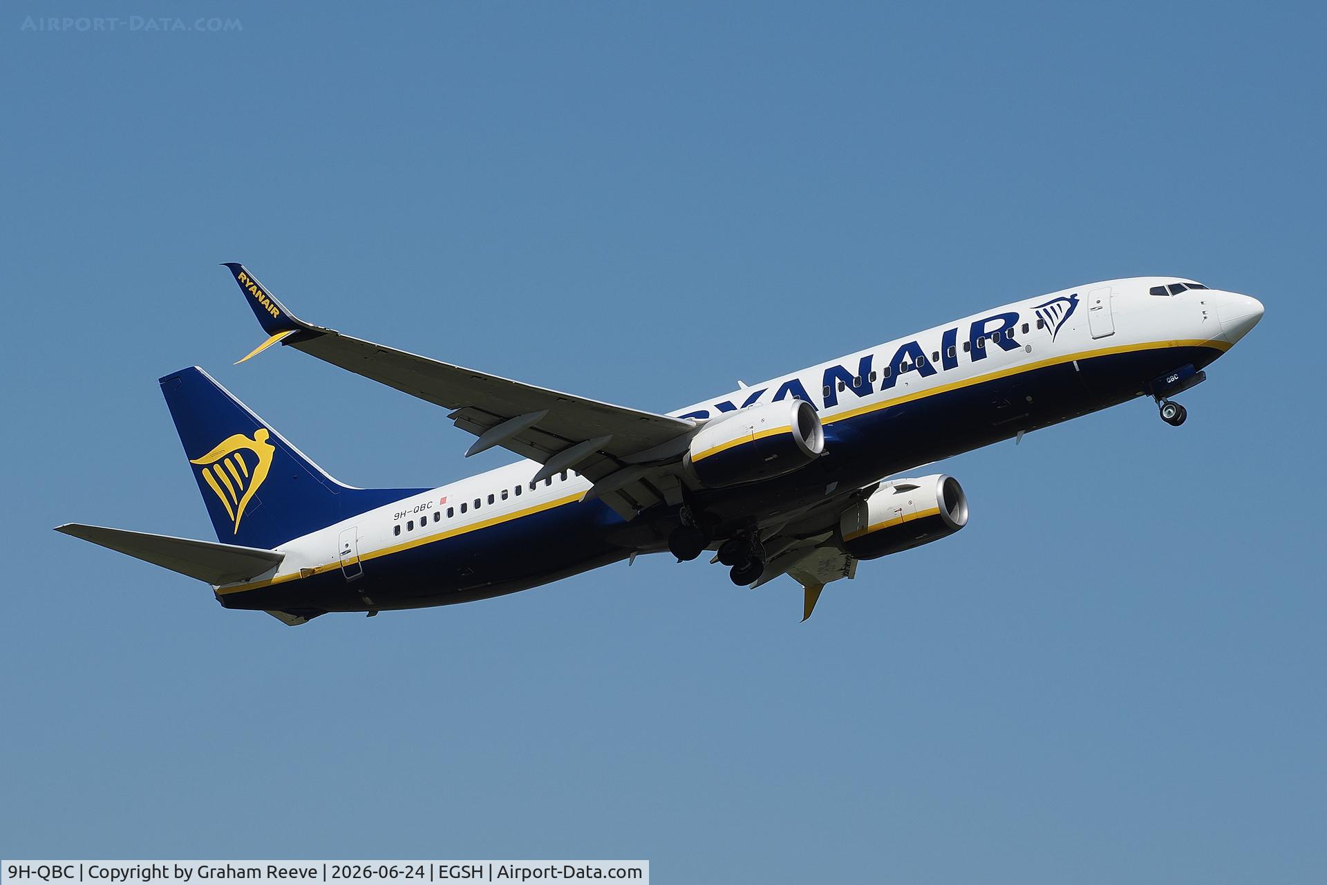 9H-QBC, 2017 Boeing 737-800, c/n 44803 l/n 6618, Departing from Norwich.