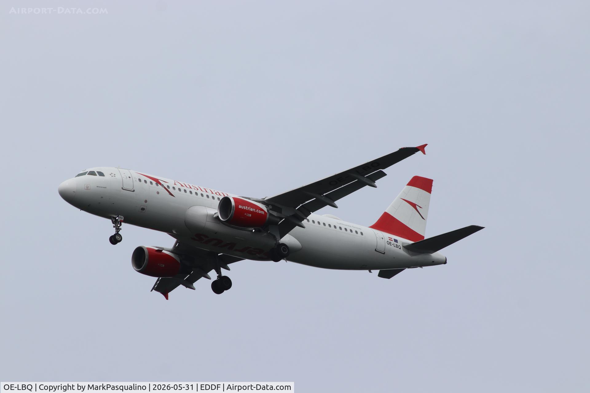 OE-LBQ, 1999 Airbus A320-214, c/n 1137, Airbus A320-214