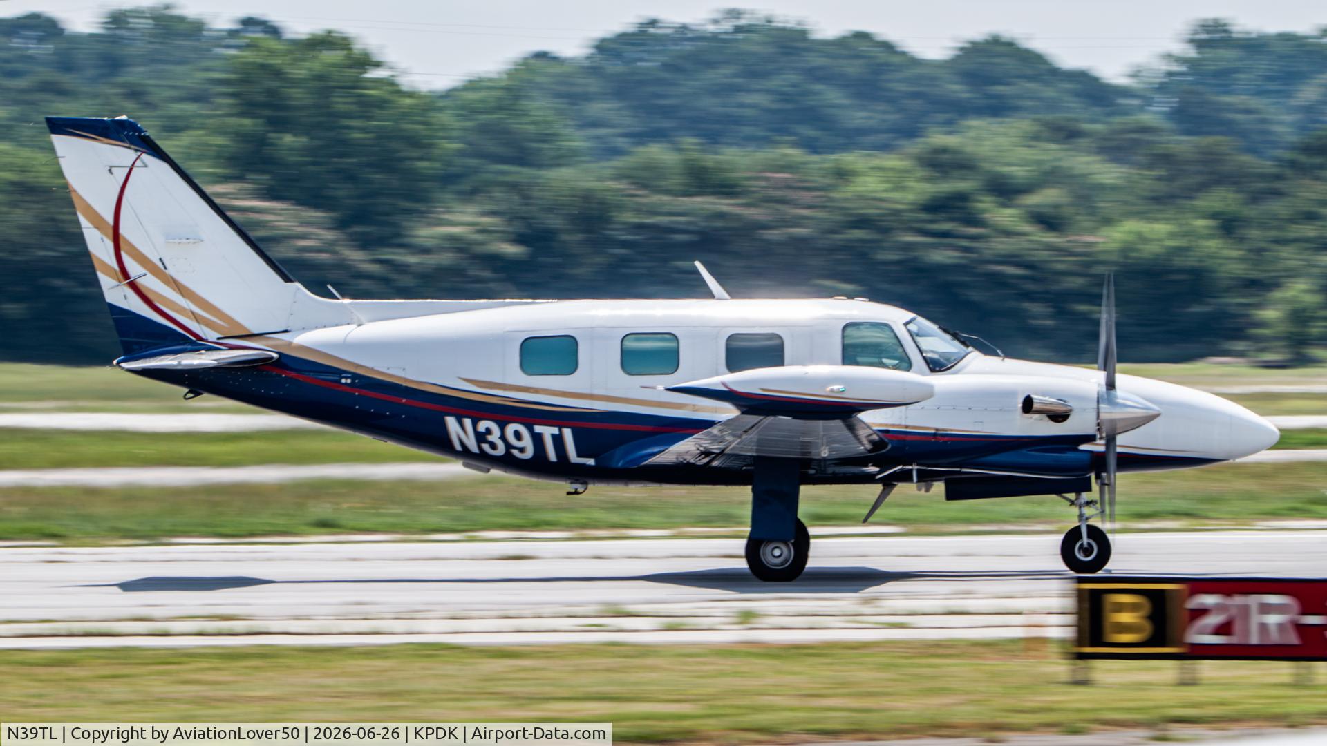 N39TL, 1981 Piper PA-31T1, c/n 31T-8104012, Cheyenne I
