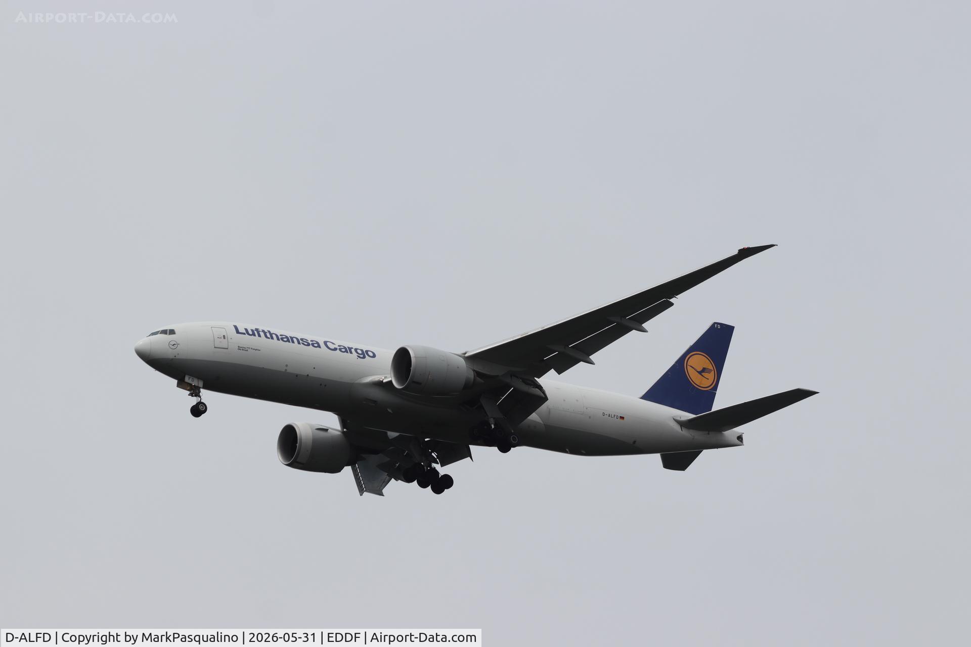 D-ALFD, 2014 Boeing 777-FBT, c/n 41677 l/n 1208, Boeing 777-FBT