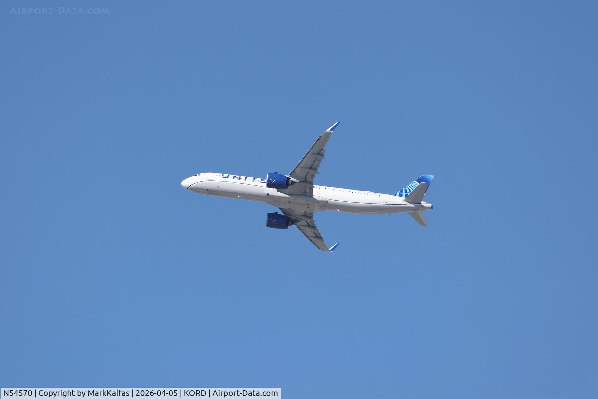 N54570, 2026 Airbus 321-271NX, c/n 13047, A21N United Airbus A321neo, N54570 departing 27L KORD